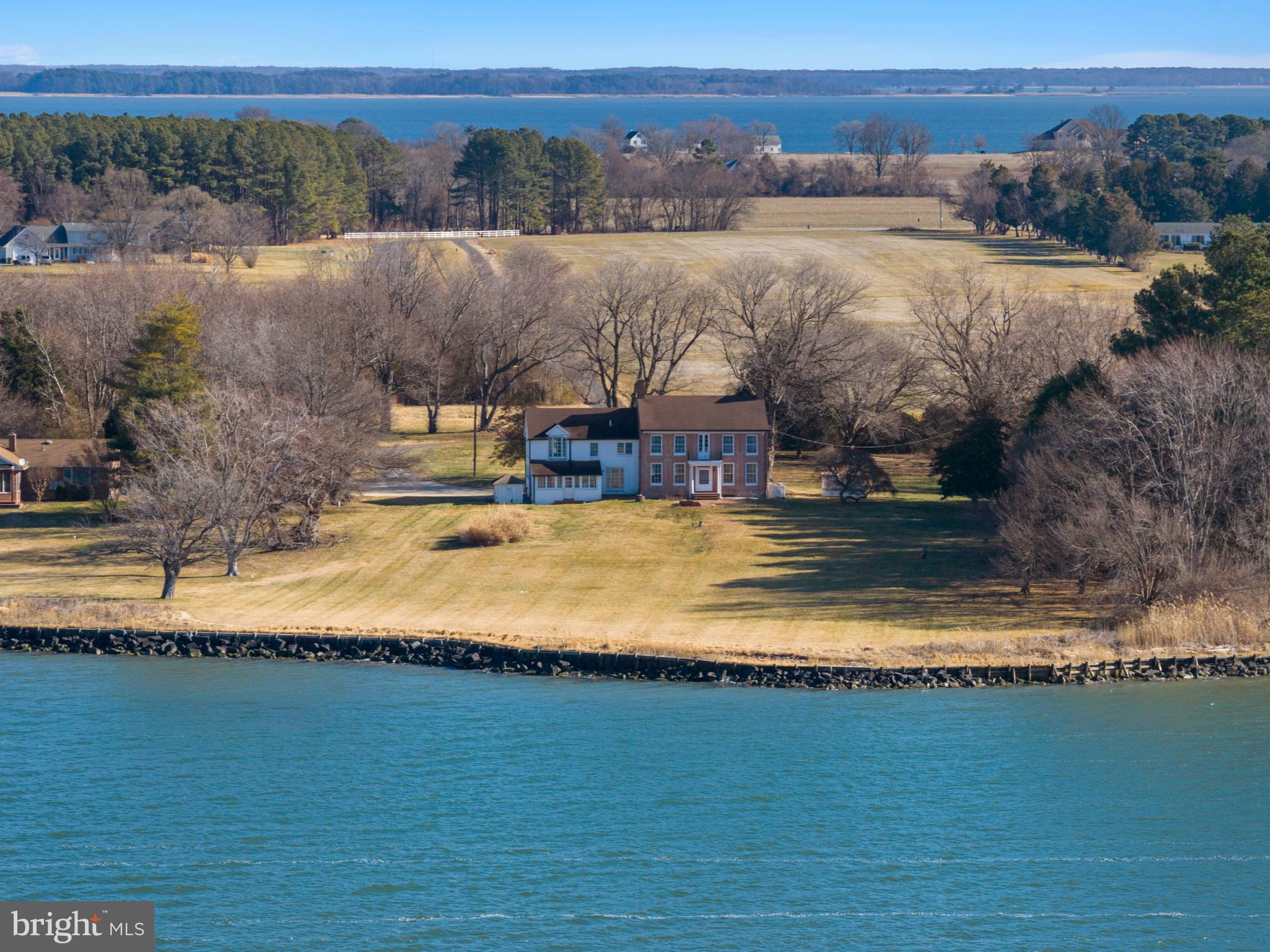 WOLF FARM - Residential