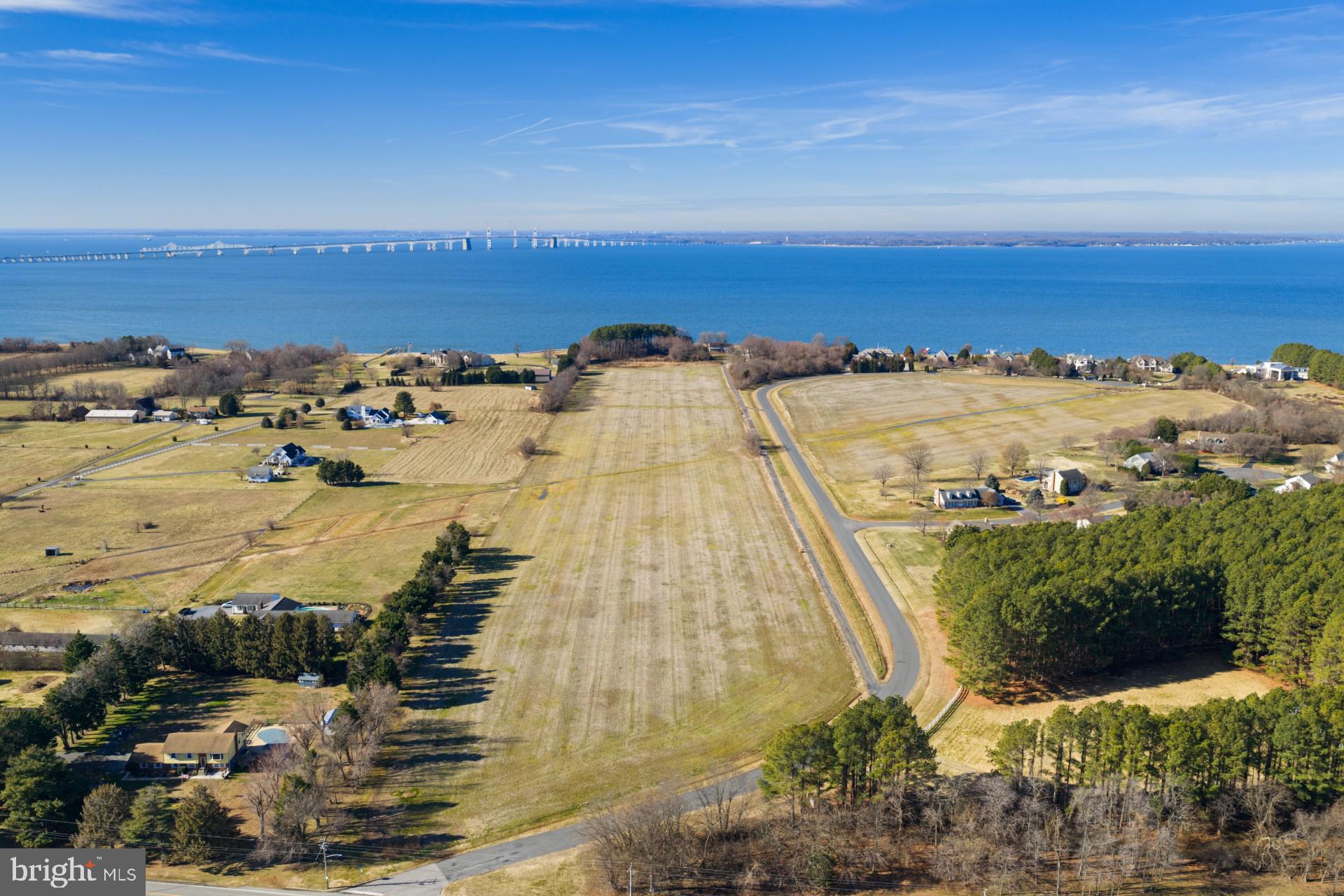 WOLF FARM - Residential