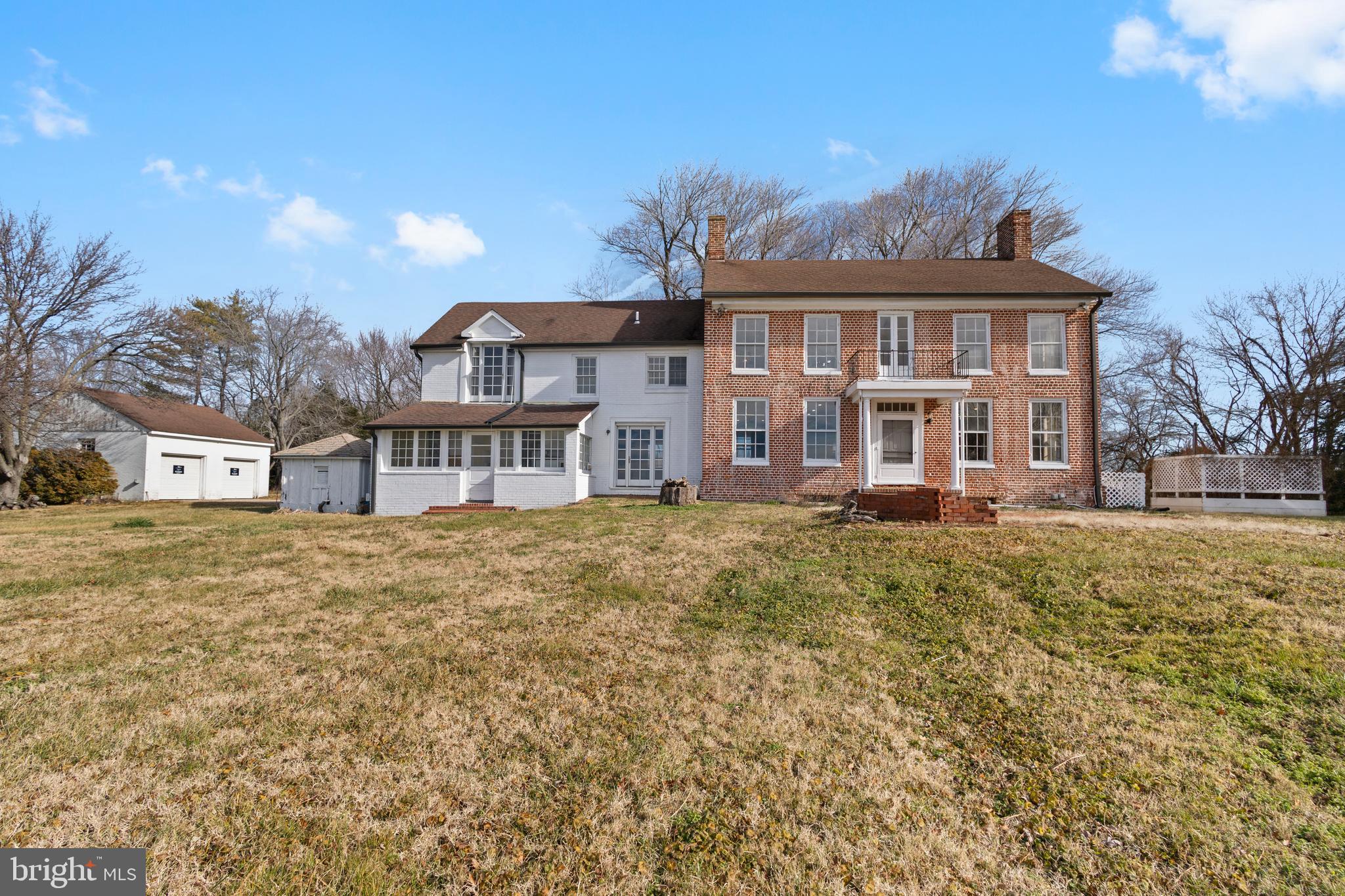 WOLF FARM - Residential