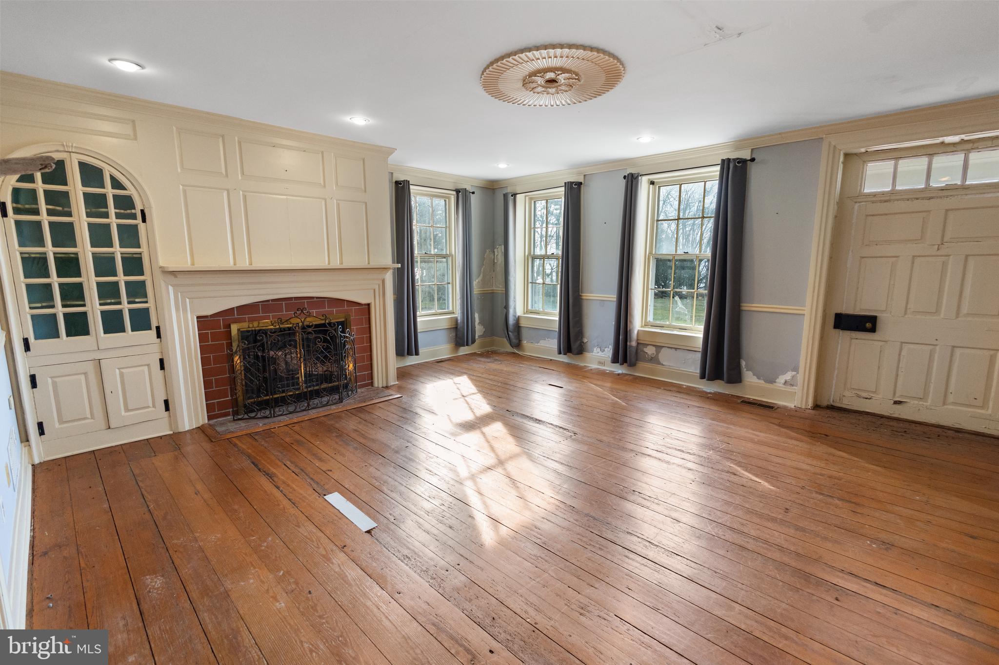 WOLF FARM - Residential