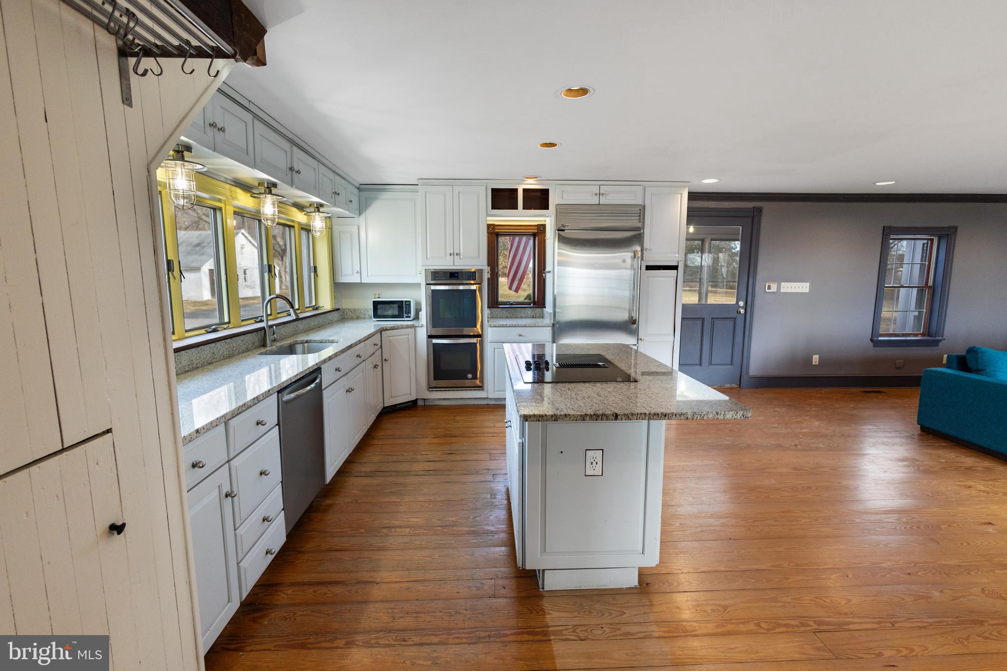 WOLF FARM - Residential