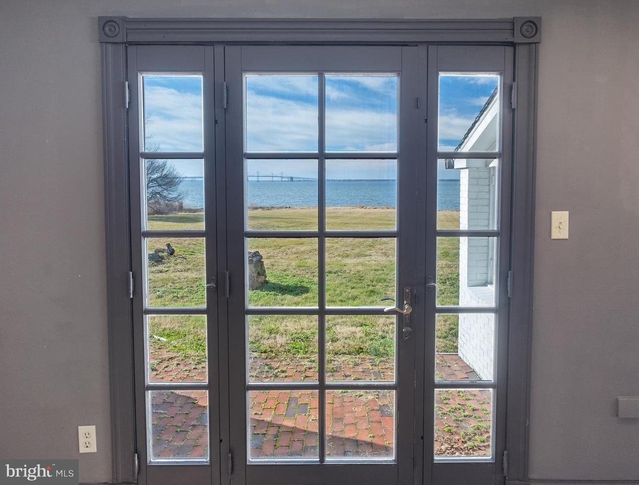 WOLF FARM - Residential