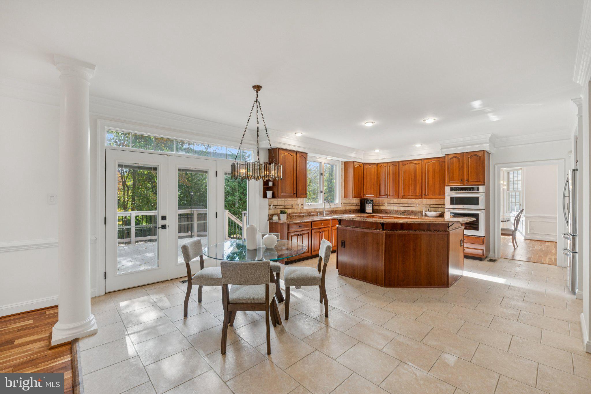 WILLOWS OF POTOMAC - Residential