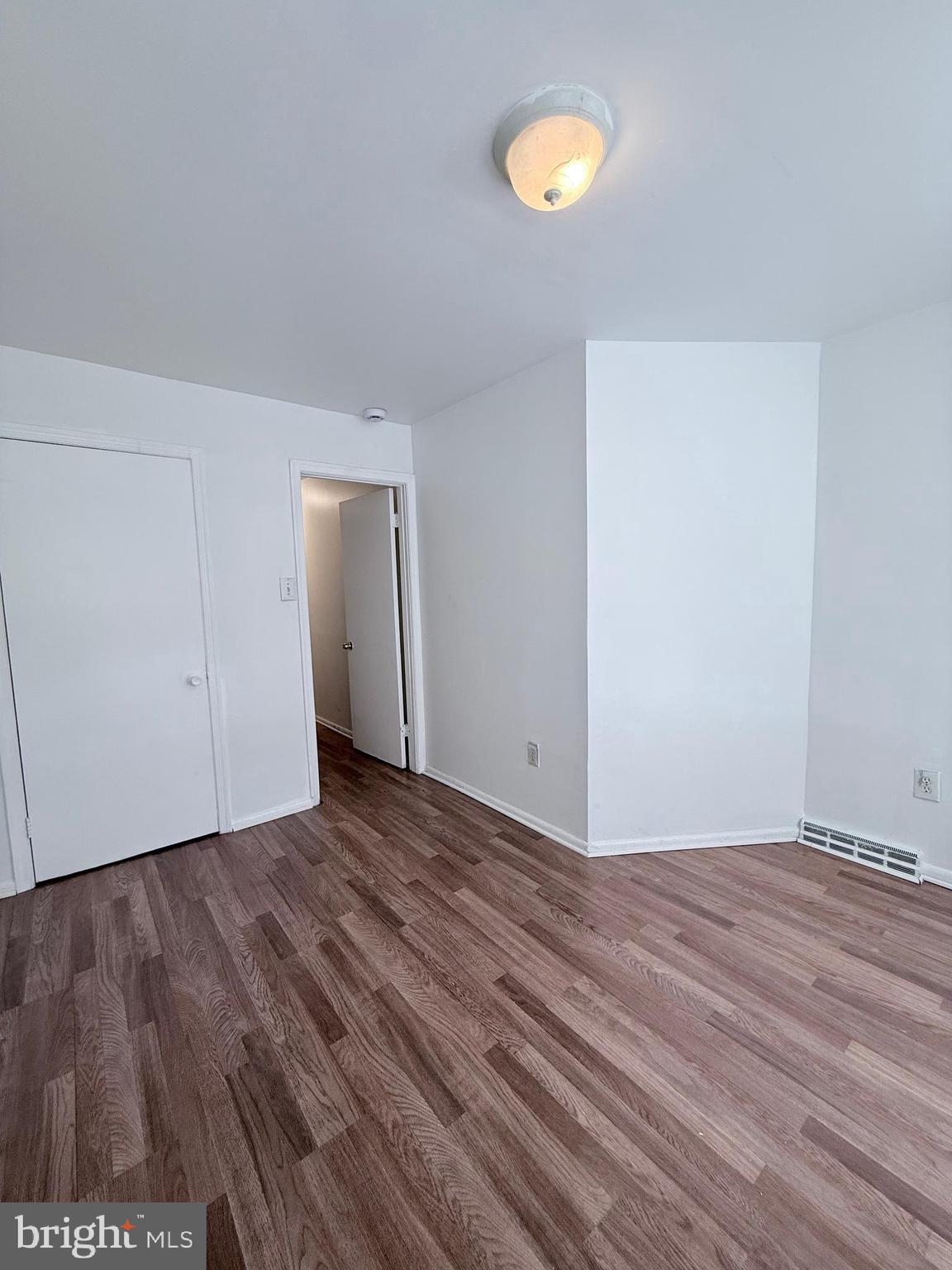 LEXINGTON - Residential Lease