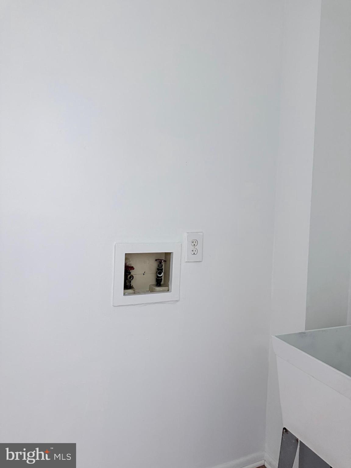 LEXINGTON - Residential Lease