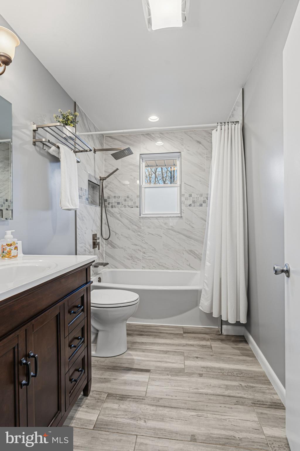 RANDALLSTOWN - Residential