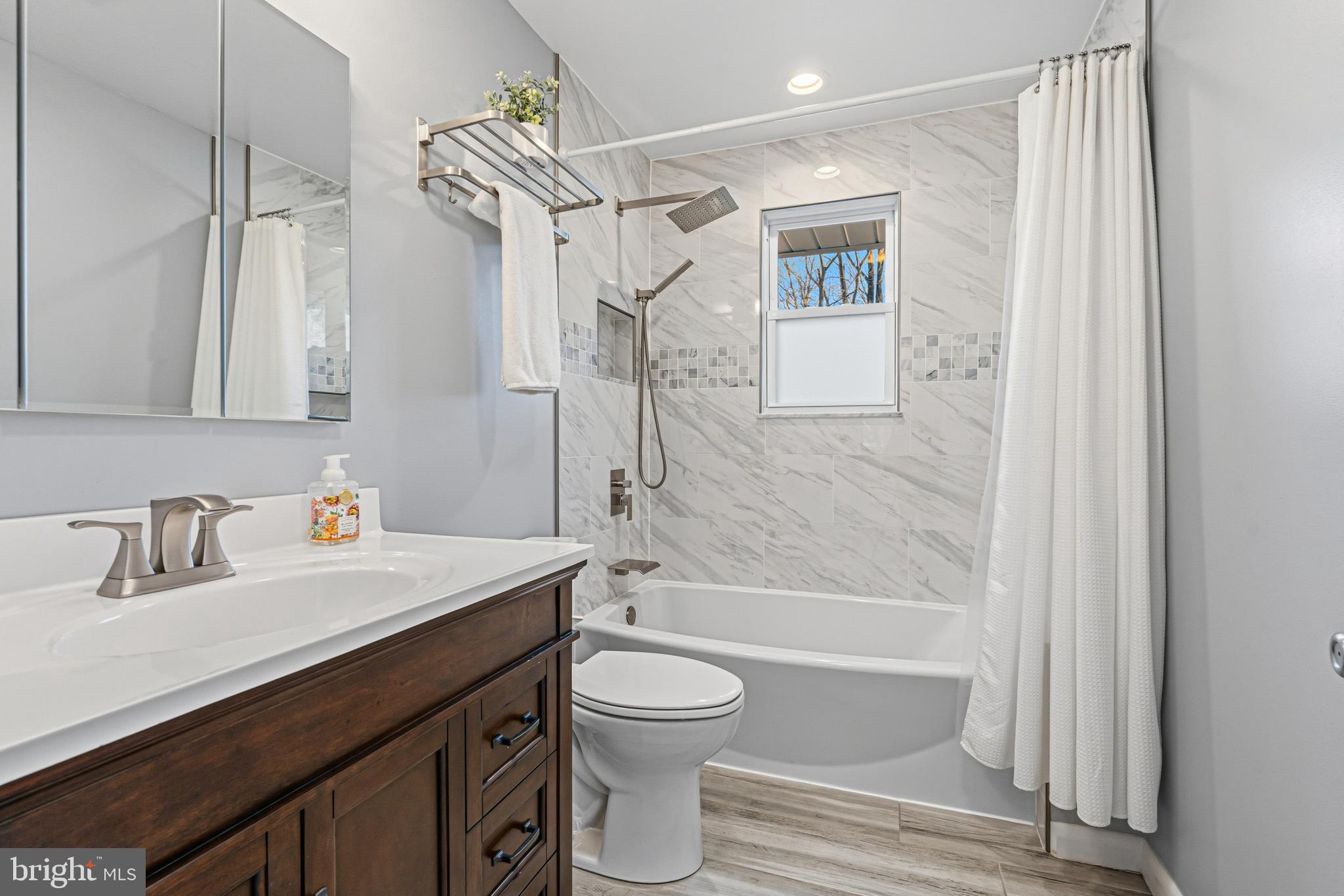 RANDALLSTOWN - Residential