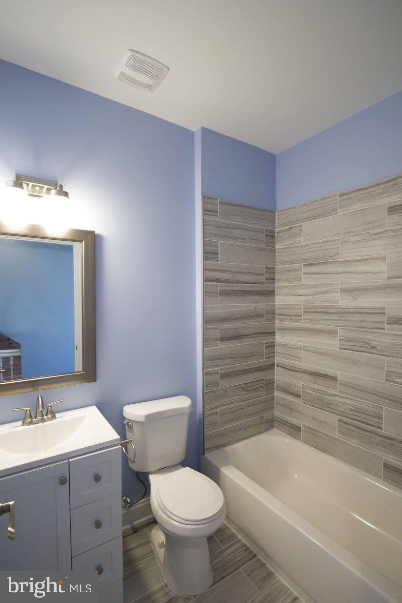 HIGHLANDTOWN - Residential