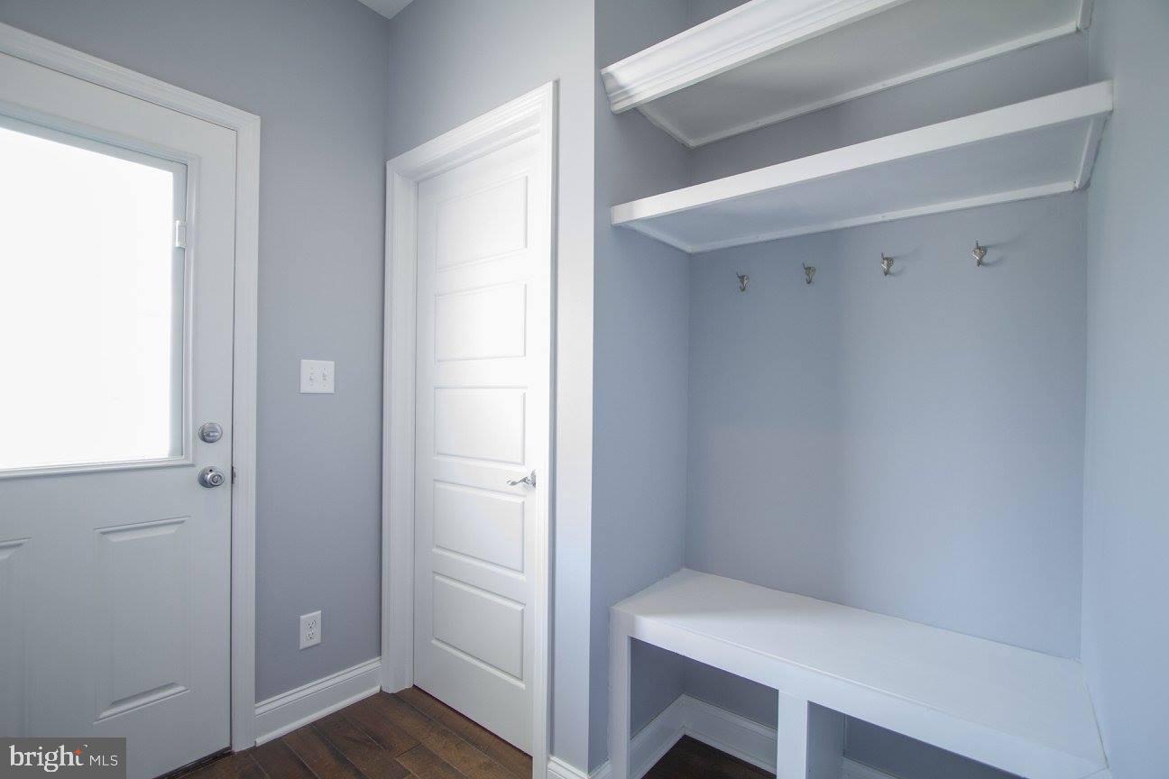 HIGHLANDTOWN - Residential