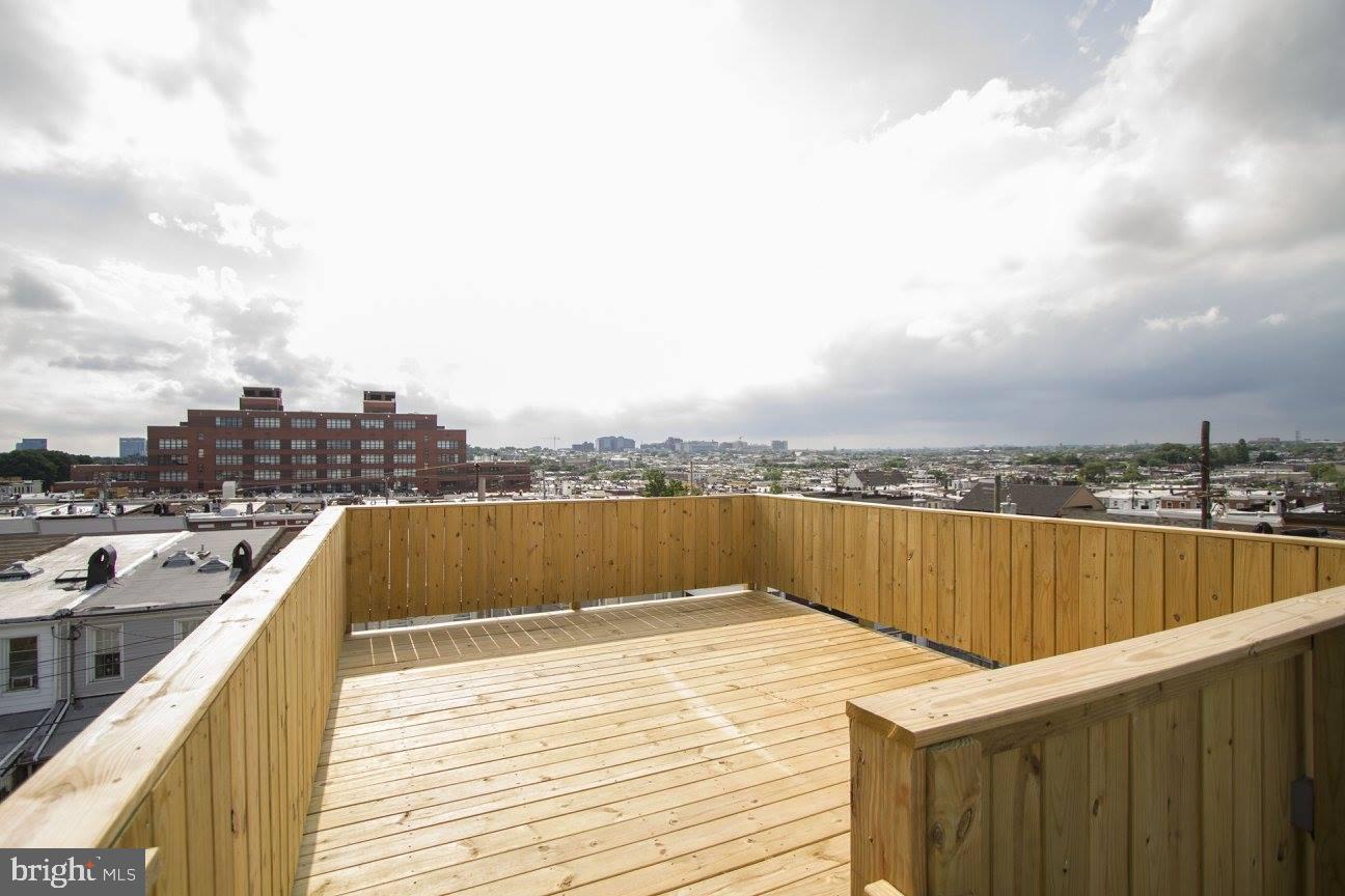 HIGHLANDTOWN - Residential