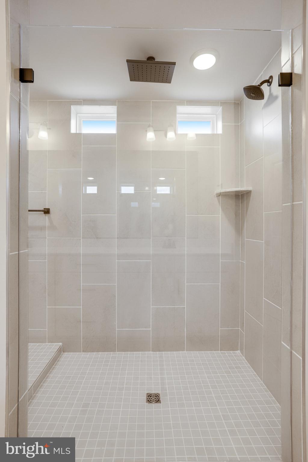 ROBERTS CROSSING - Residential