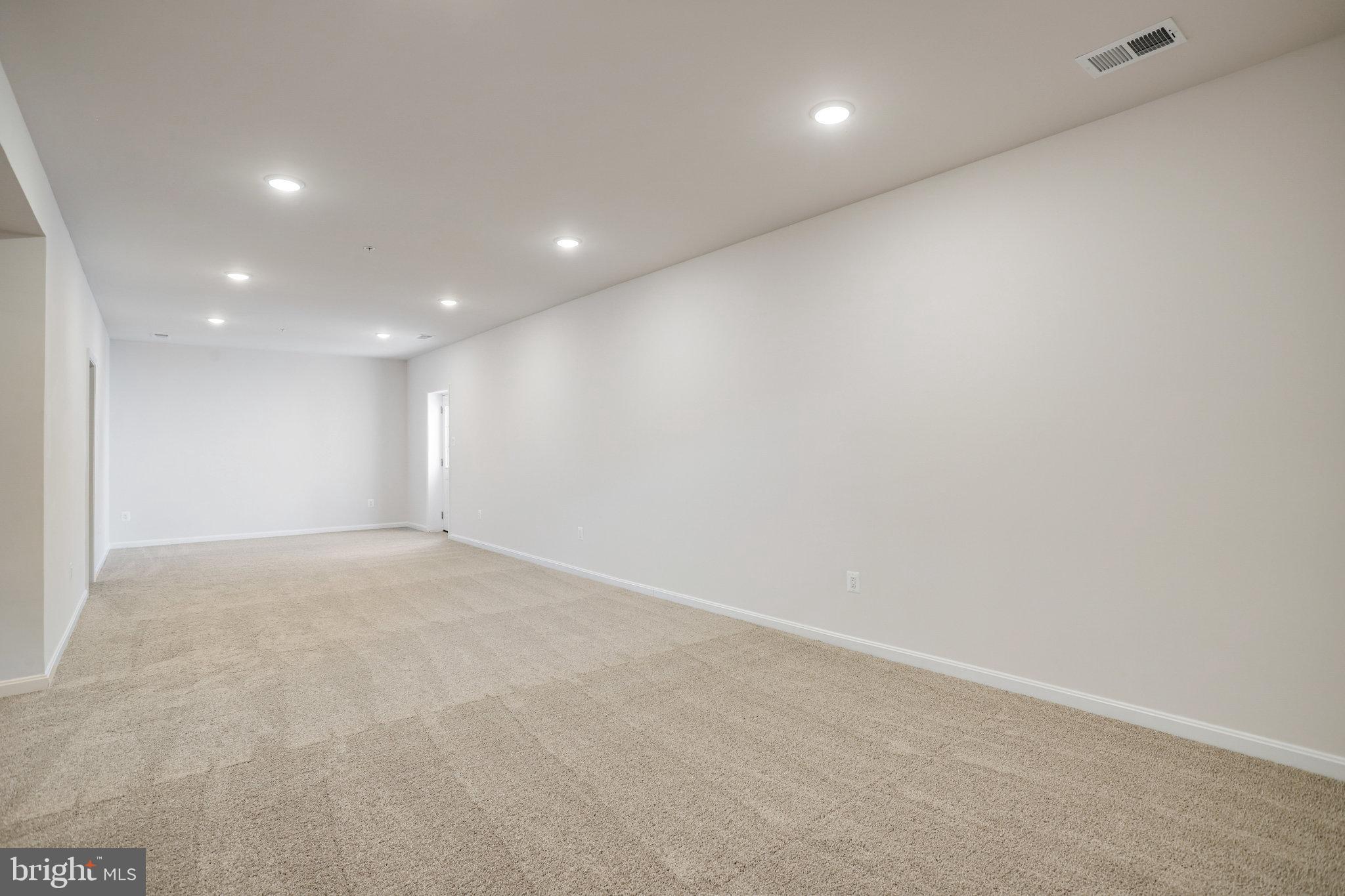 ROBERTS CROSSING - Residential