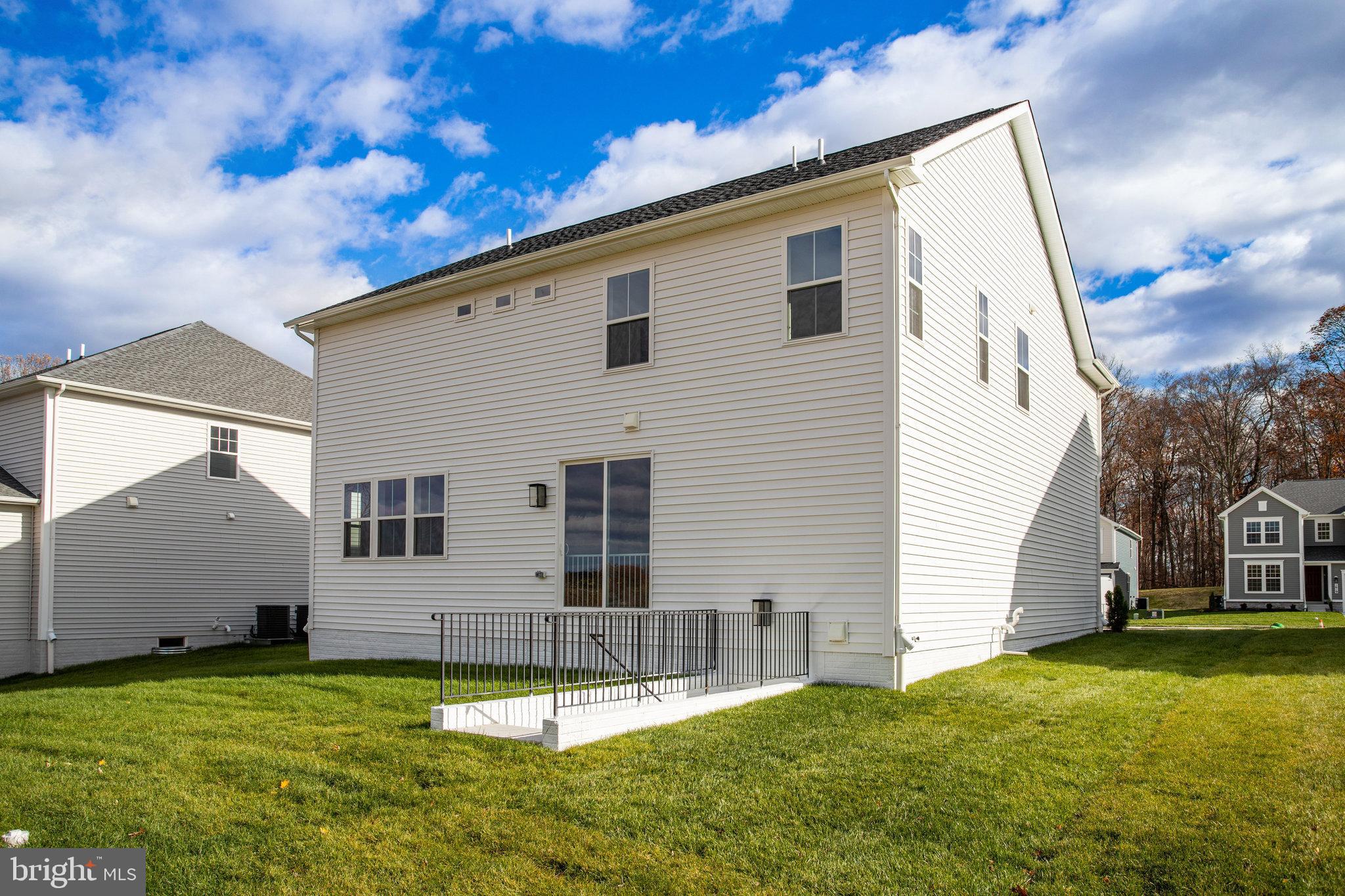 ROBERTS CROSSING - Residential