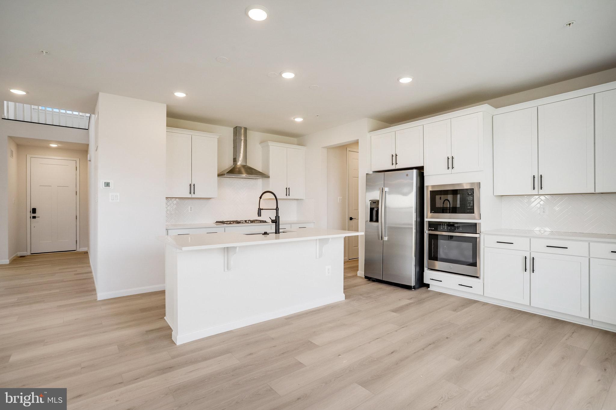 ROBERTS CROSSING - Residential