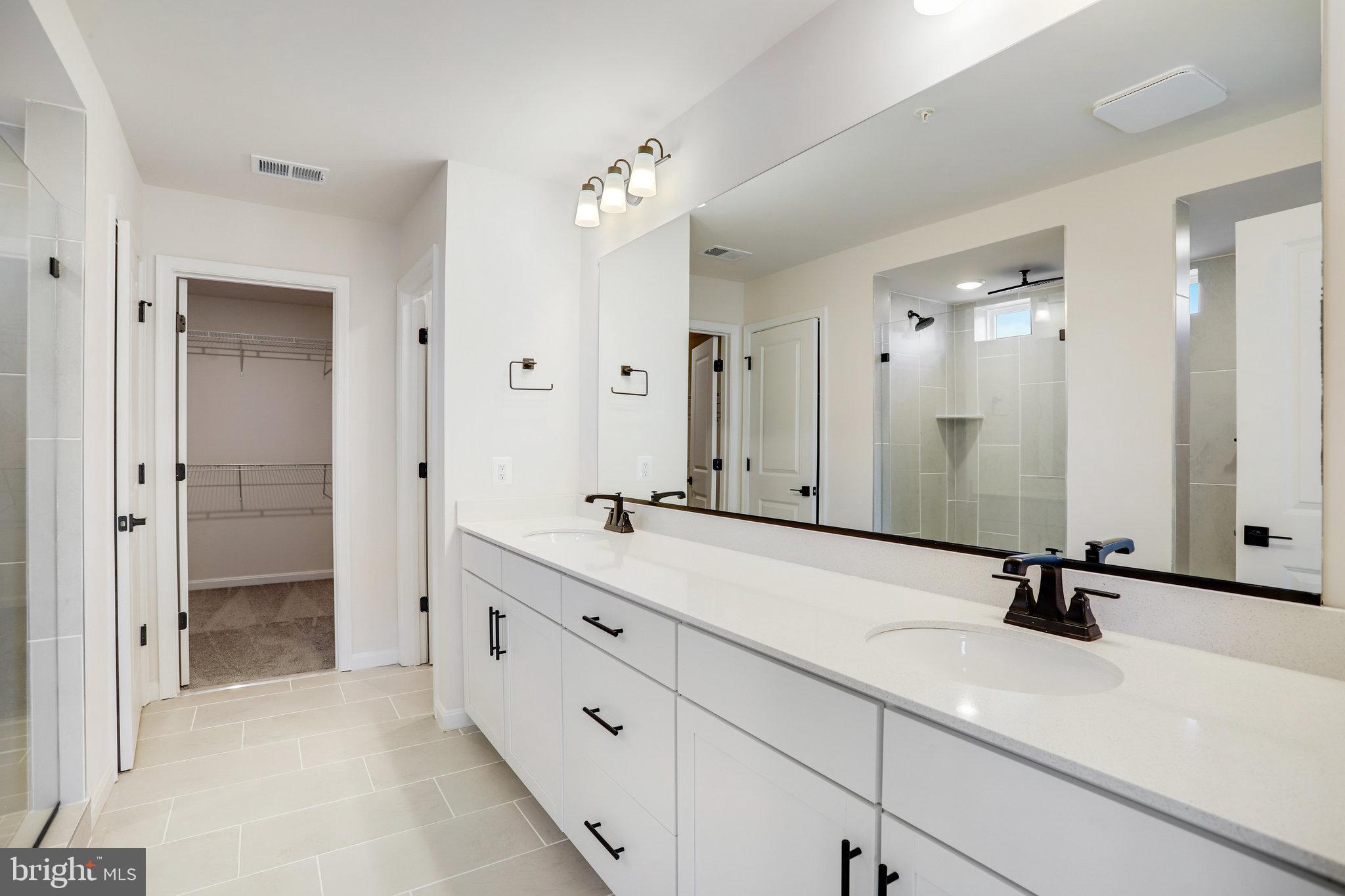 ROBERTS CROSSING - Residential