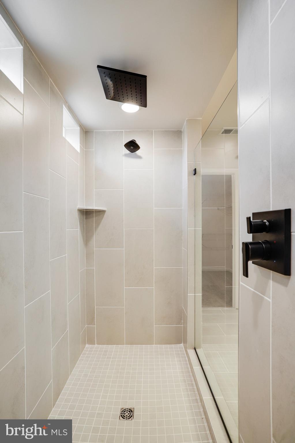 ROBERTS CROSSING - Residential