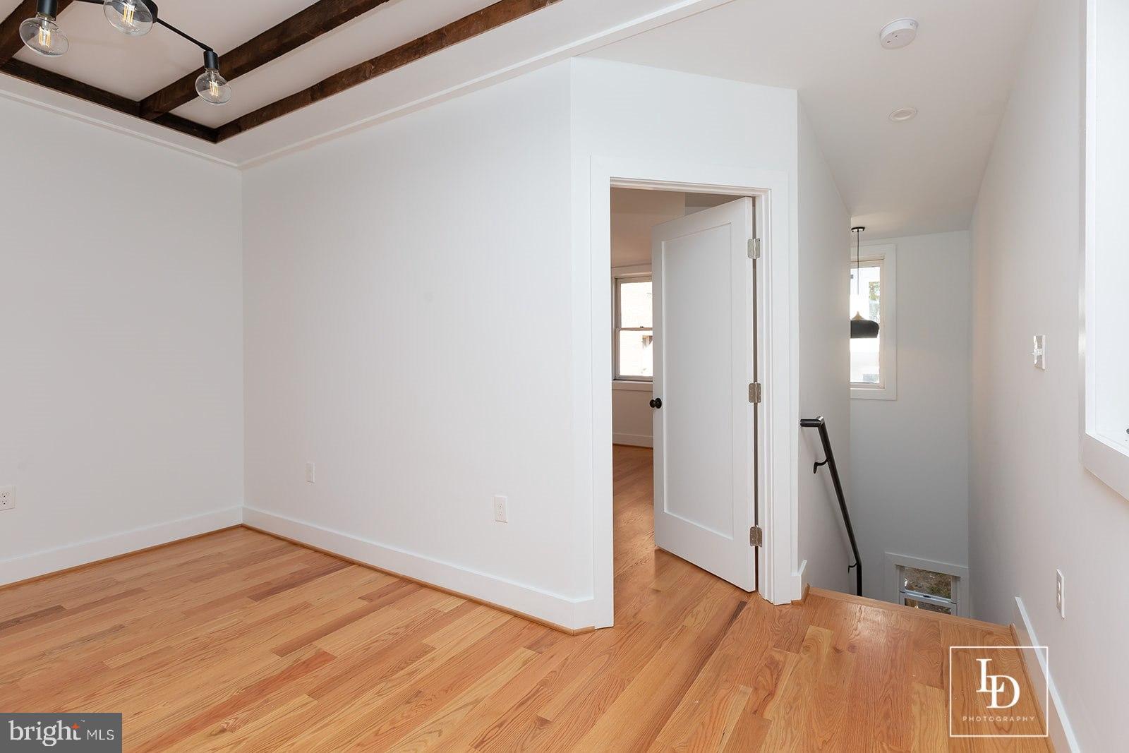CAPITOL HILL - Residential Income