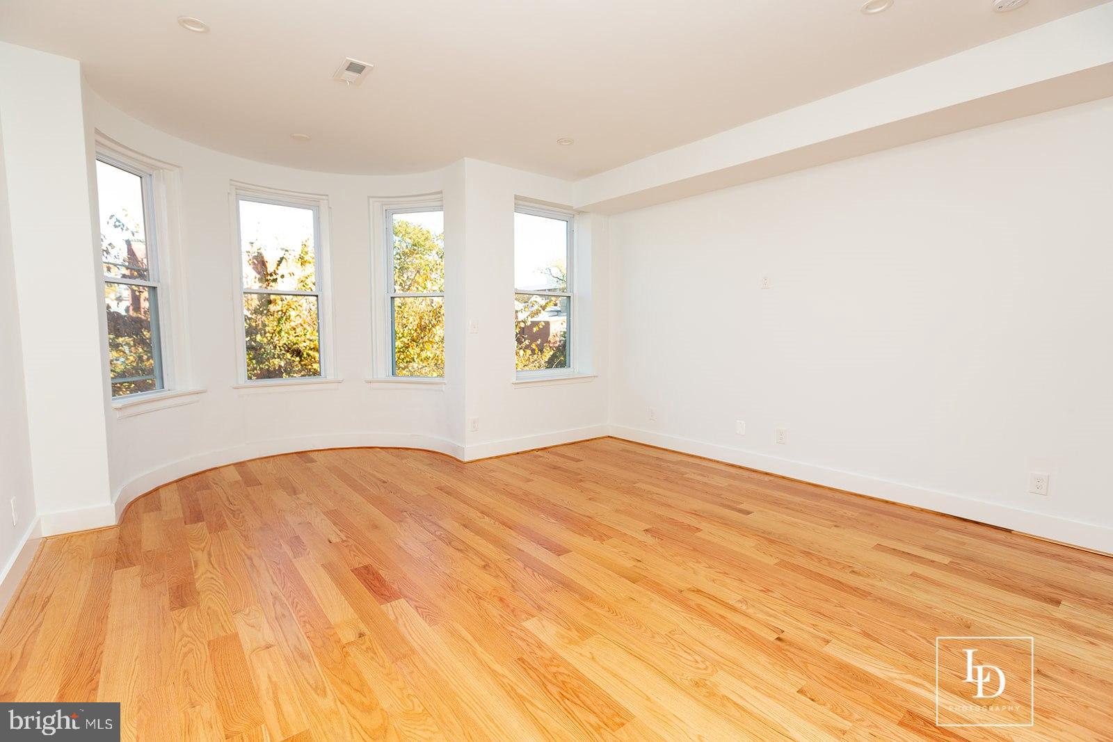 CAPITOL HILL - Residential Income