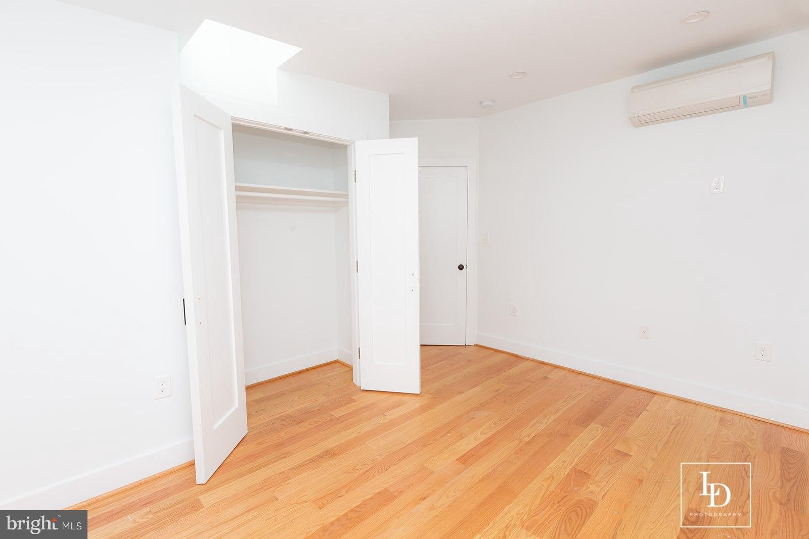 CAPITOL HILL - Residential Income