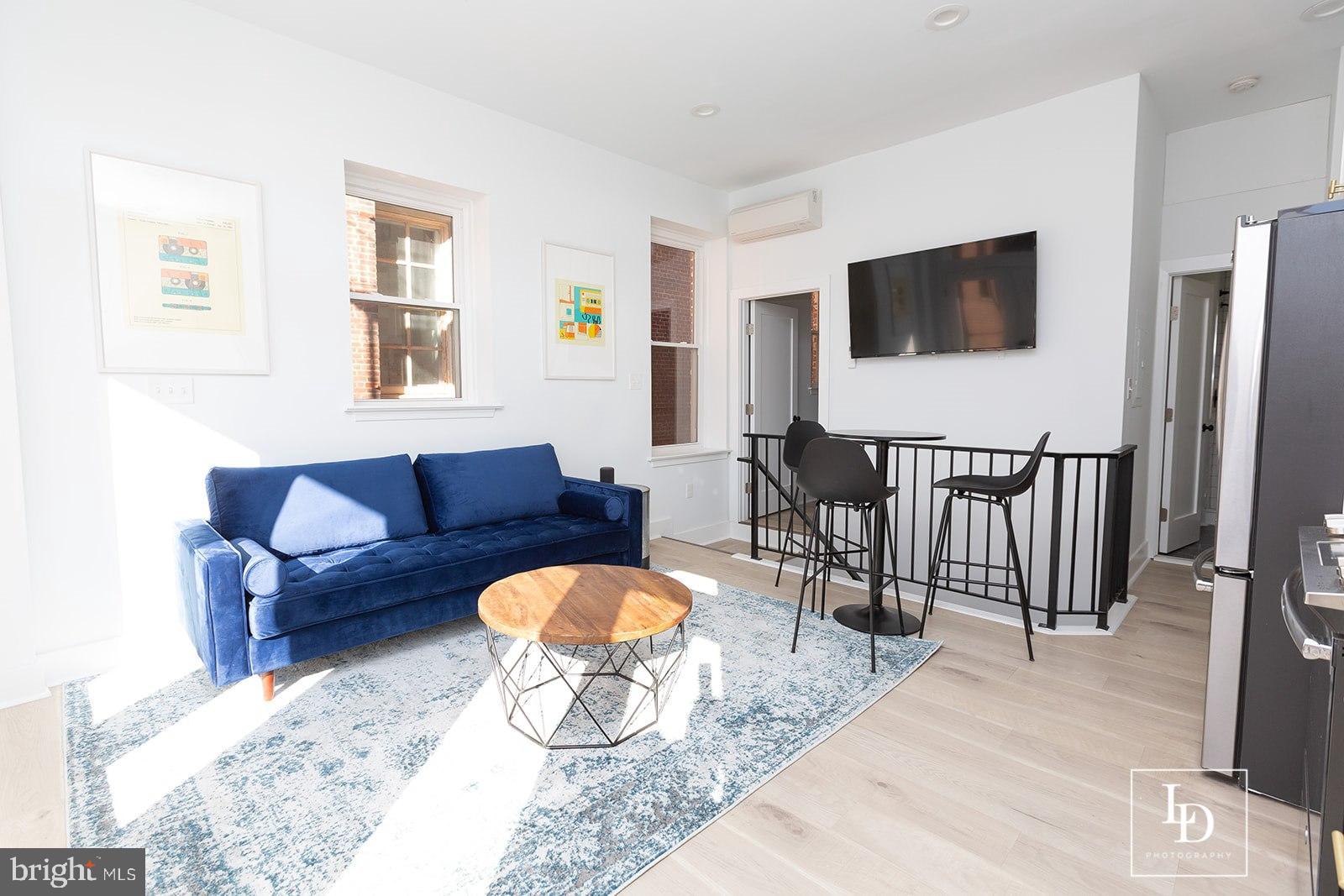 CAPITOL HILL - Residential Income