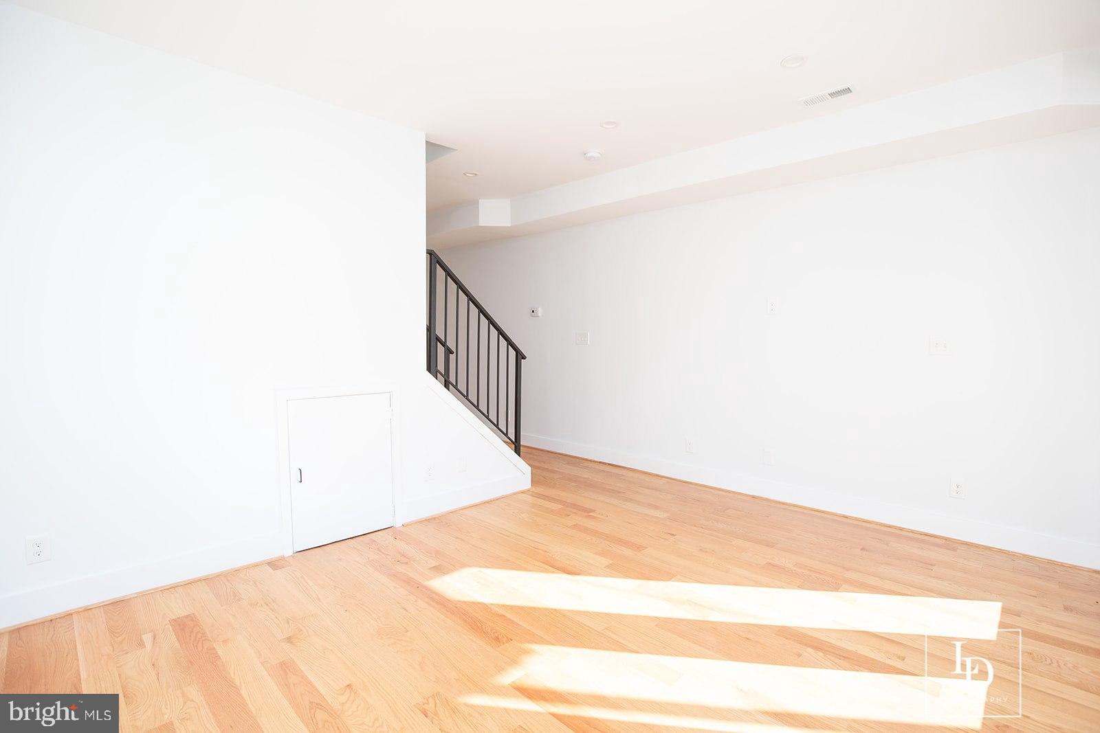 CAPITOL HILL - Residential Income
