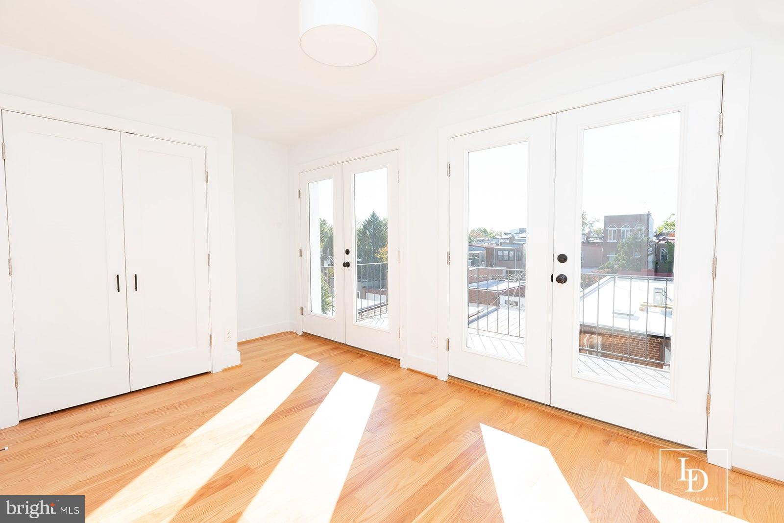 CAPITOL HILL - Residential Income