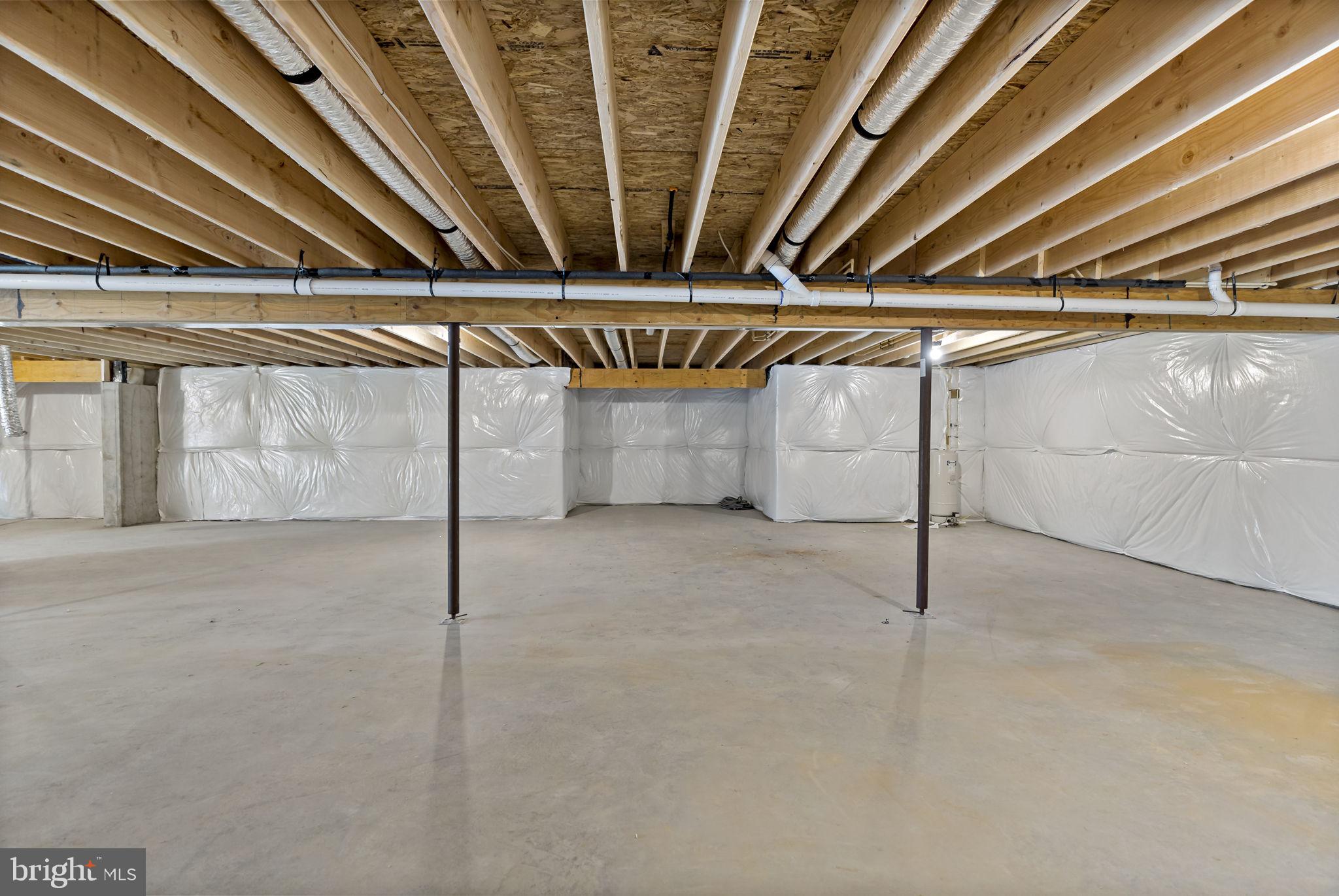 OAK TREE EAST - Residential