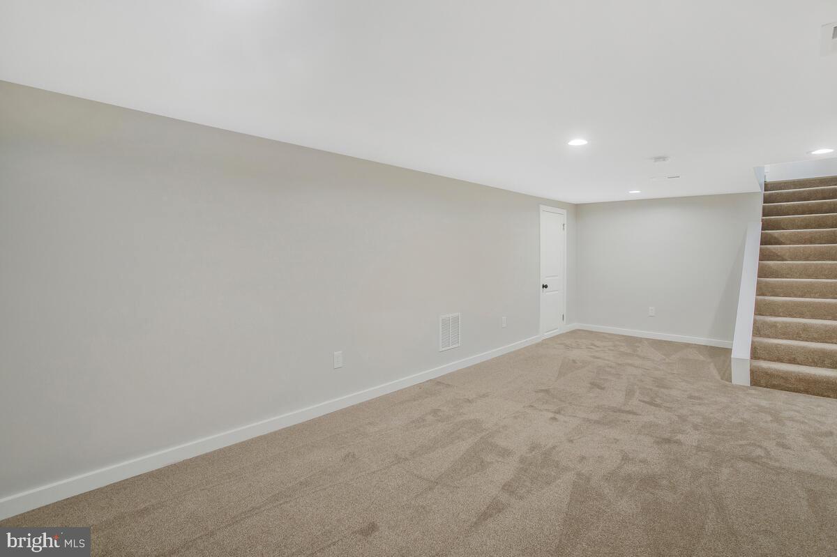 BAHAMA BEACH - Residential