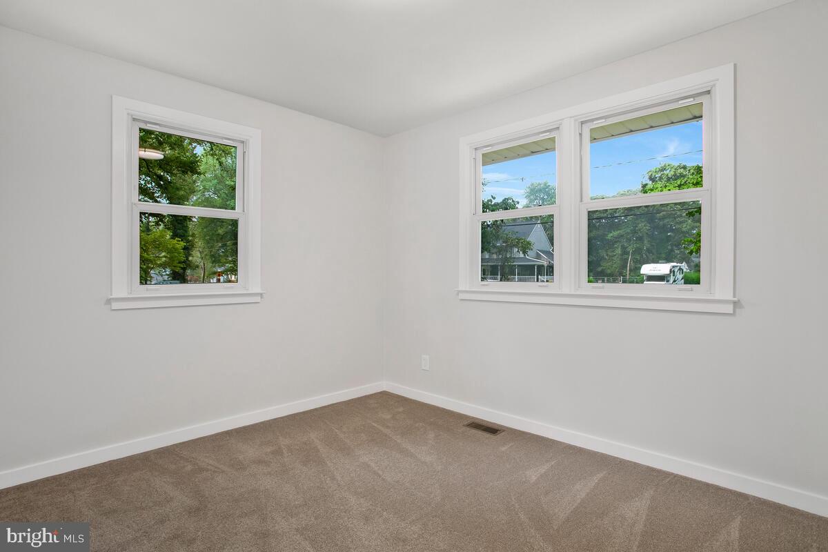 BAHAMA BEACH - Residential