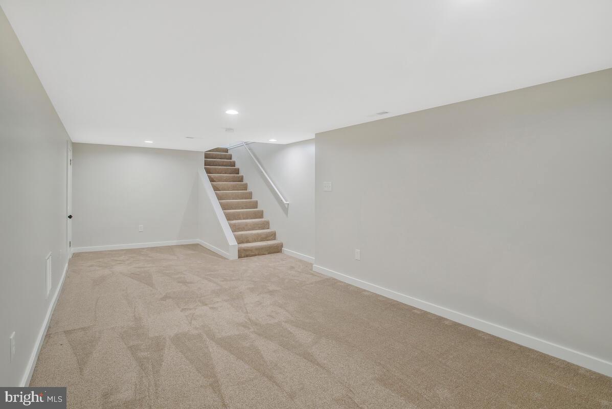 BAHAMA BEACH - Residential