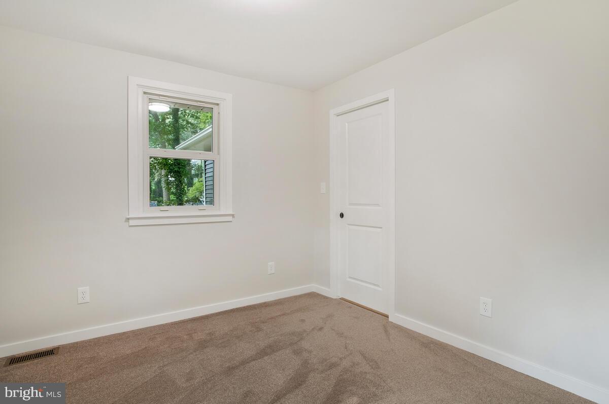 BAHAMA BEACH - Residential