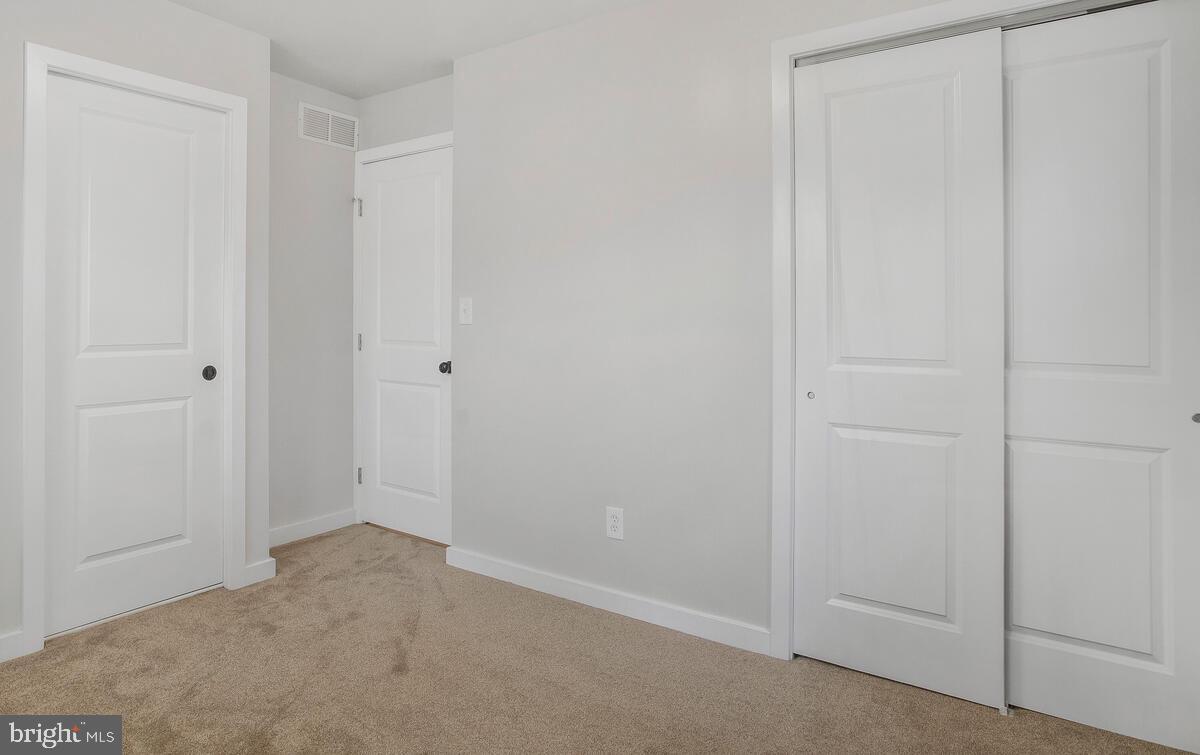 BAHAMA BEACH - Residential