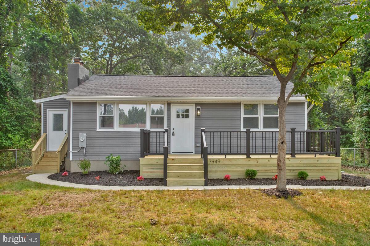 BAHAMA BEACH - Residential