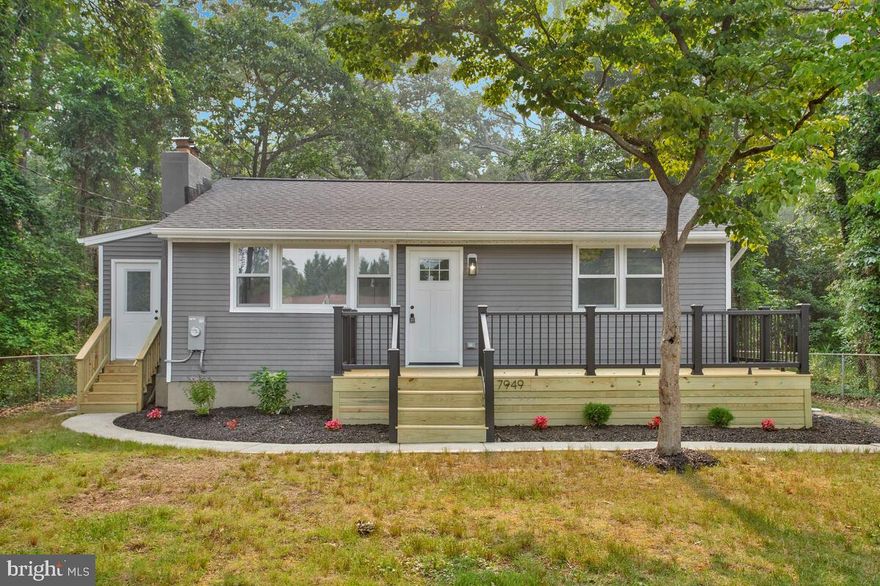 Welcome Home to 7949 Central Rd!
This home has been completely renovated and is absolutely stunning inside and out! Offering 3 bedrooms with 2 full bathrooms, gorgeous quartz countertops with brand new cabinetry and appliances, a mudroom with Samsung washer and dryer, and brand new LVP flooring and carpet throughout! The fireplace has a unique piece of quartz inlaid to create a stunning modern look! Situated on a large fenced-in lot in the water-privileged community of Bahama Beach!  Schedule your showing today, this won't last long!