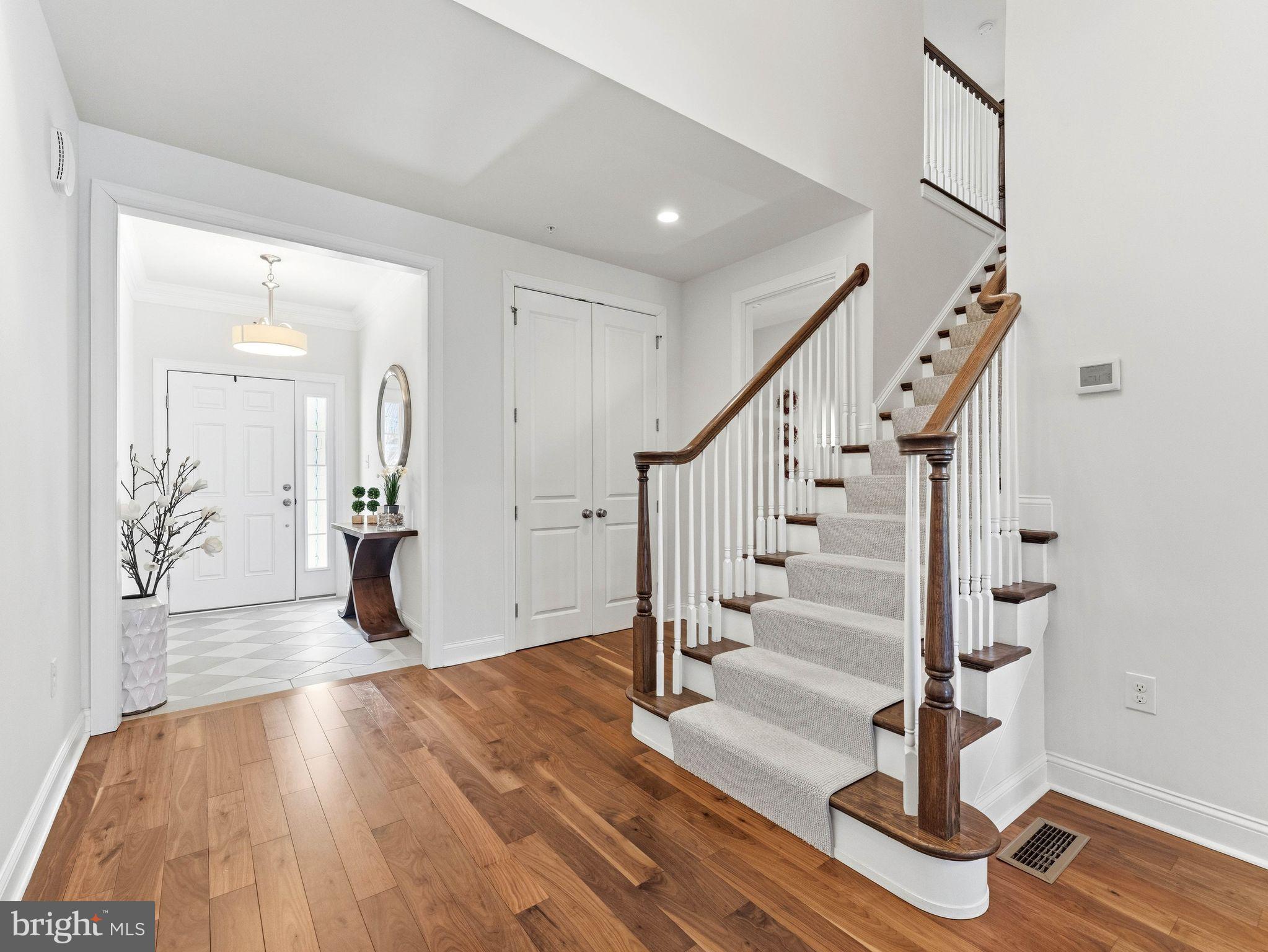 BROOKFIELD - Residential