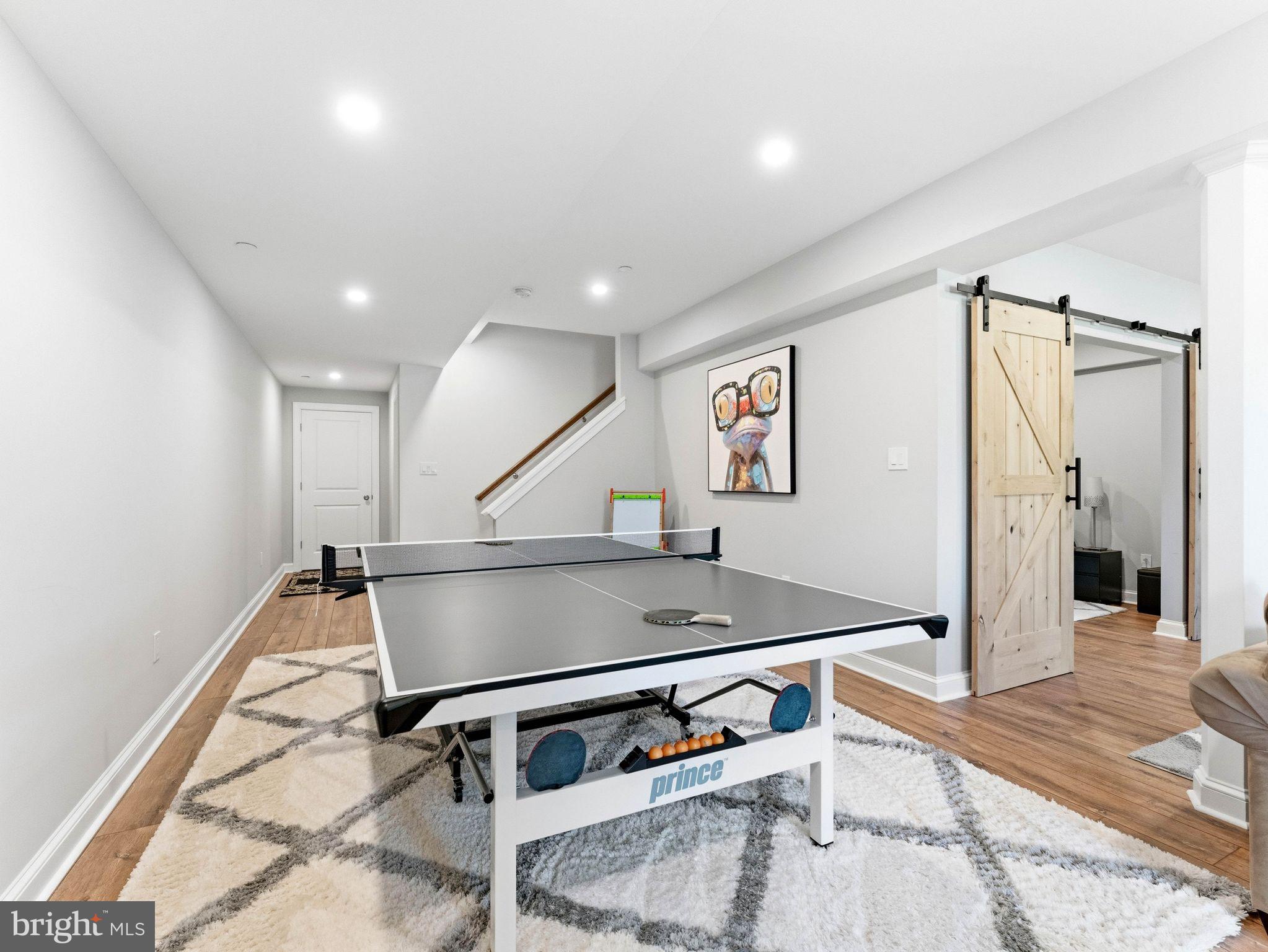 BROOKFIELD - Residential
