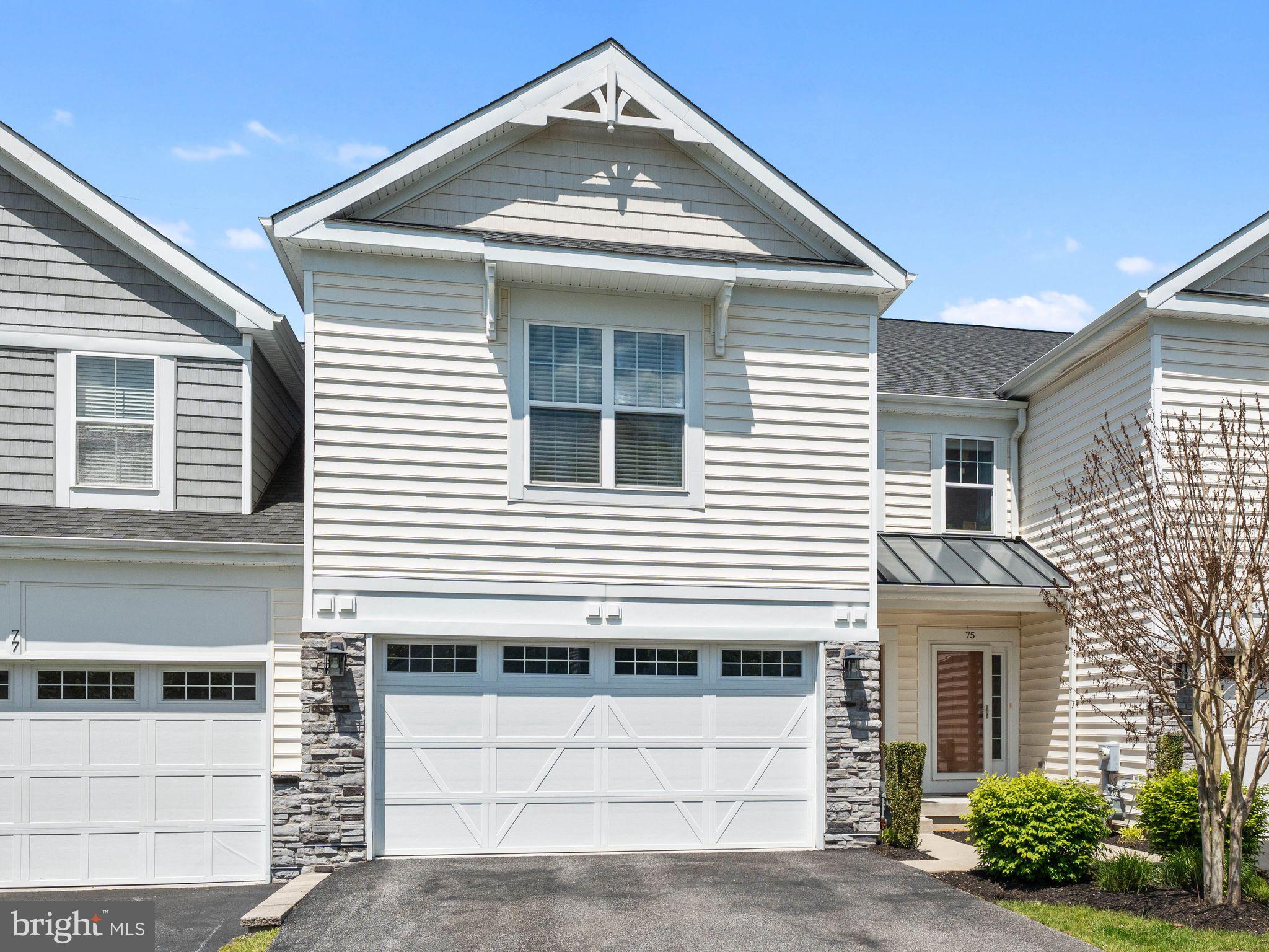 BROOKFIELD - Residential