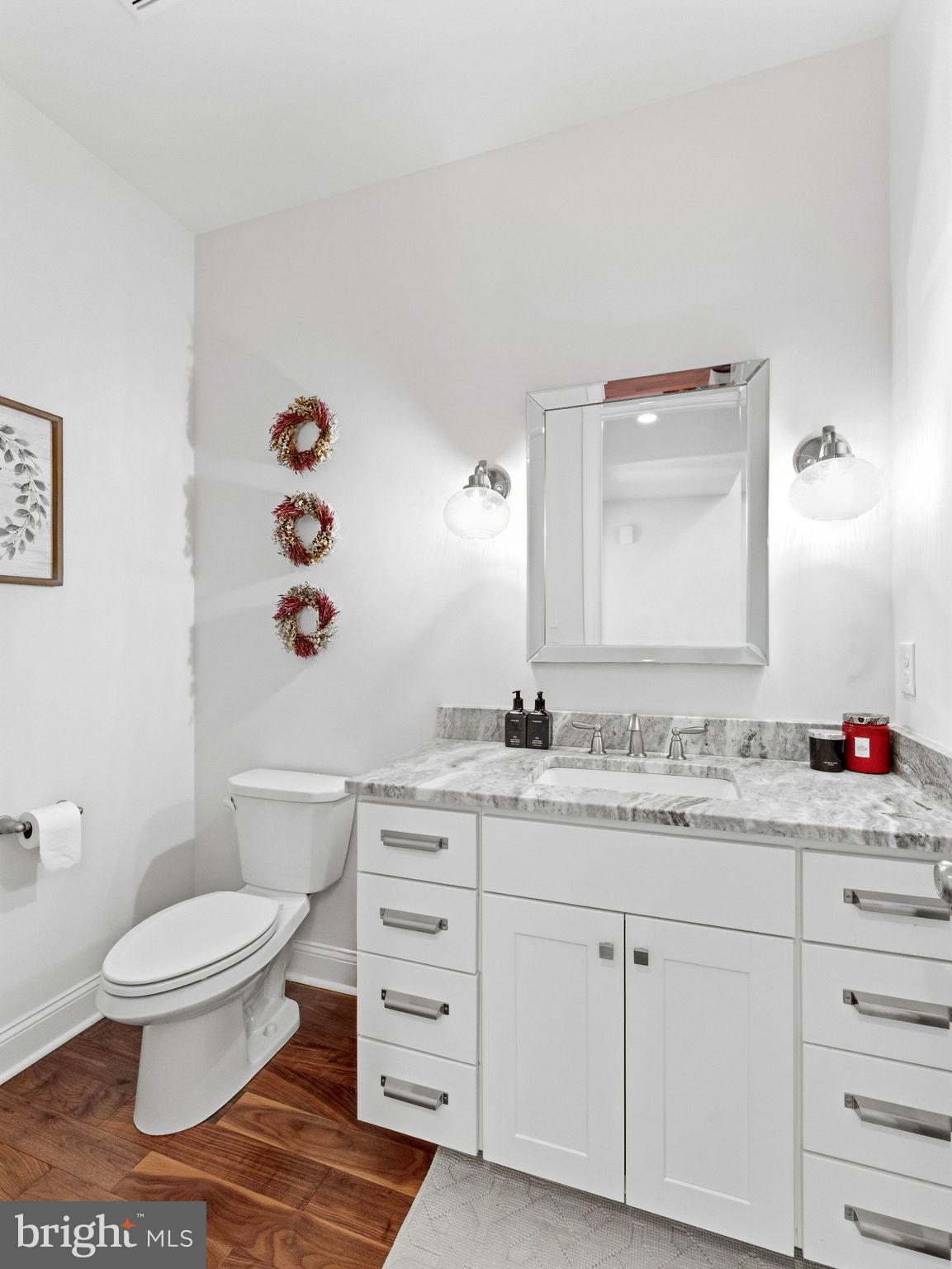 BROOKFIELD - Residential