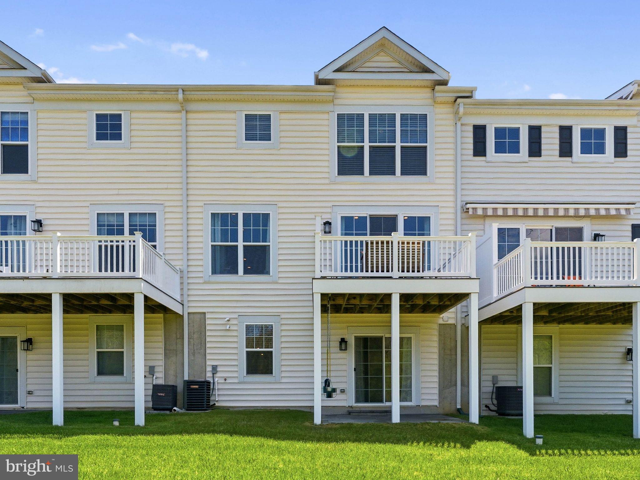 BROOKFIELD - Residential