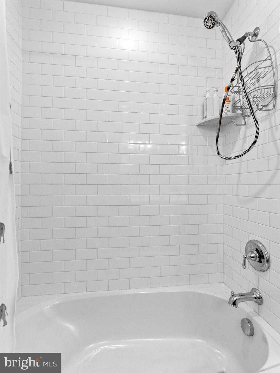 BROOKFIELD - Residential
