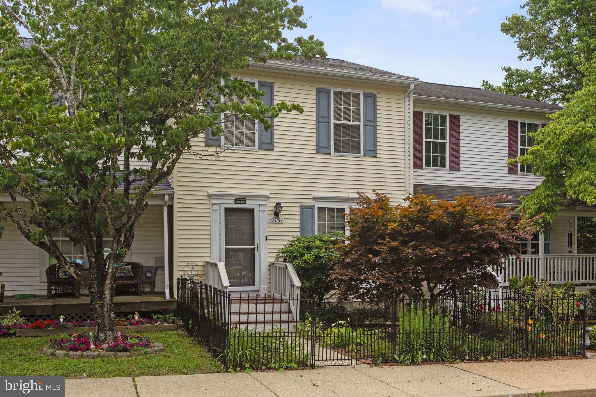 HEARTS DESIRE - Residential