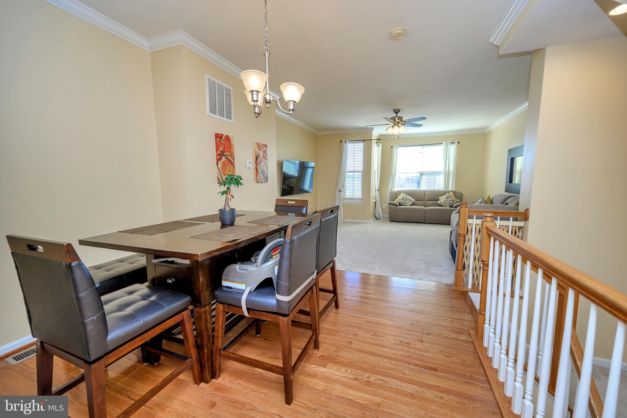 RIVER OAKS - Residential