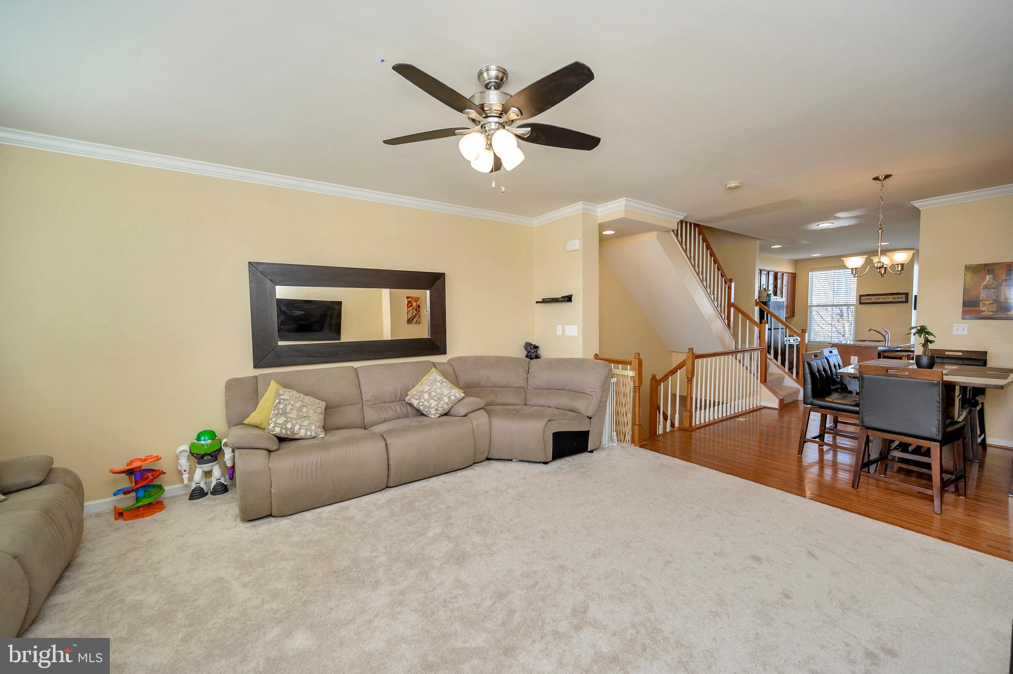 RIVER OAKS - Residential