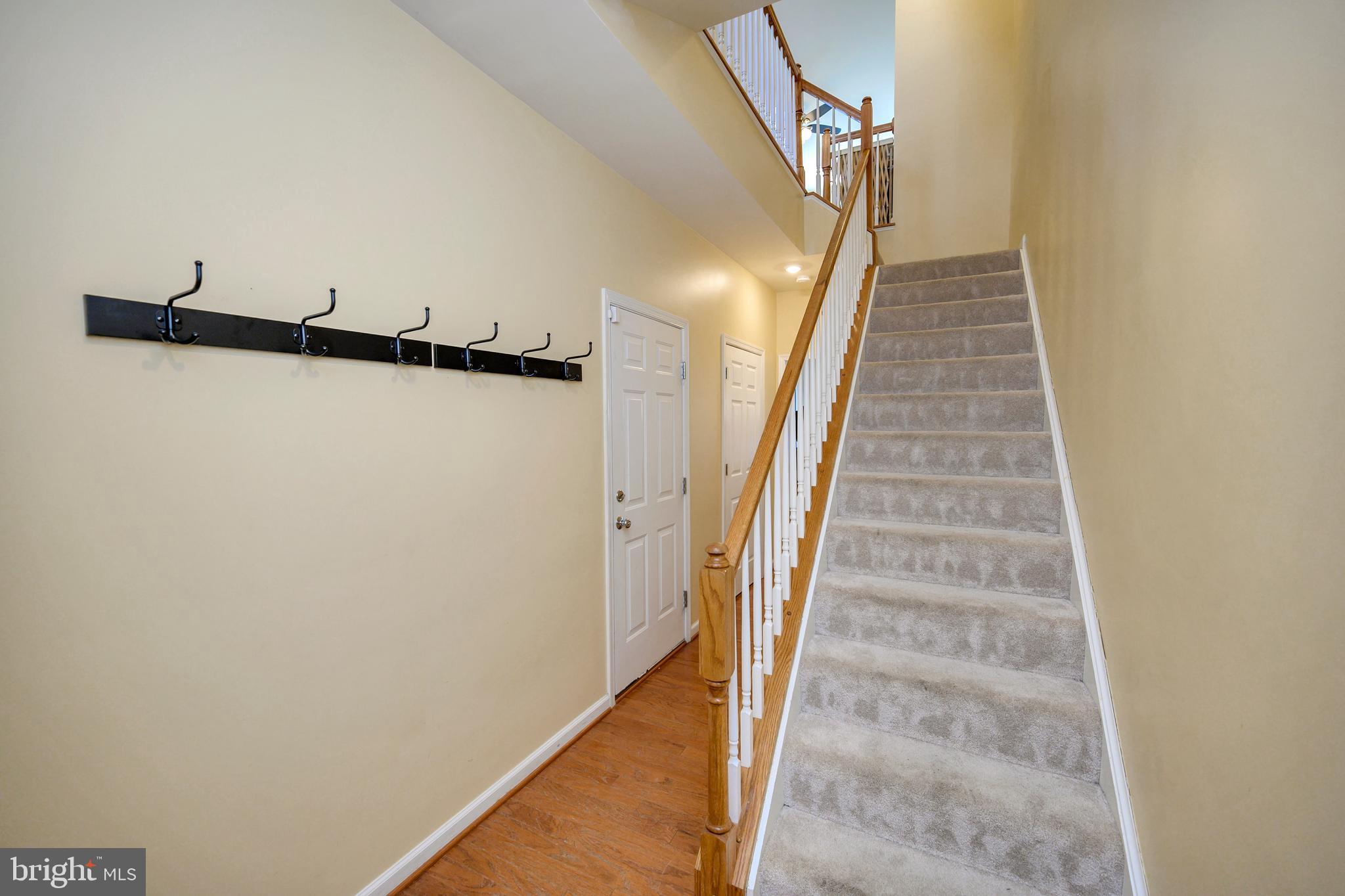 RIVER OAKS - Residential