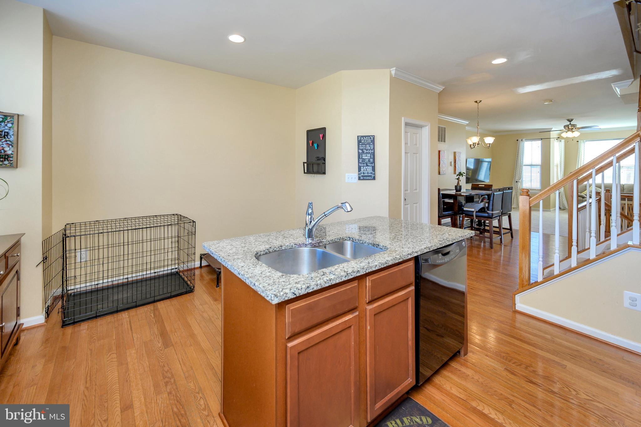 RIVER OAKS - Residential