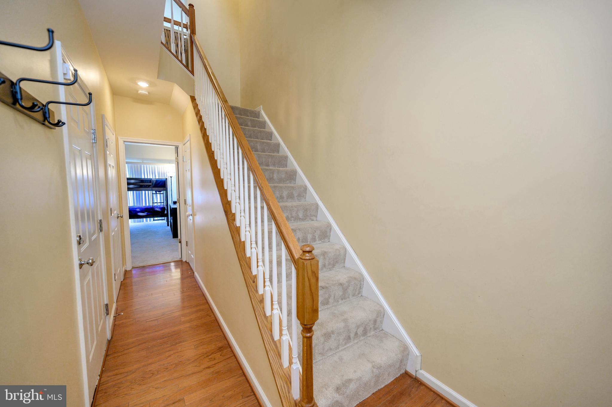 RIVER OAKS - Residential