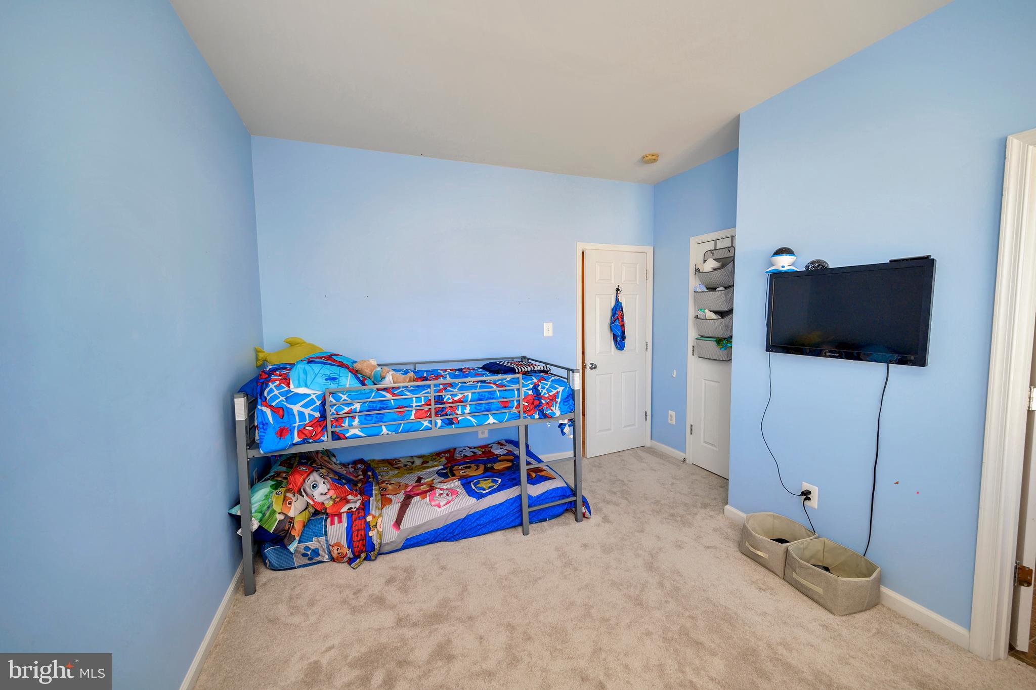 RIVER OAKS - Residential