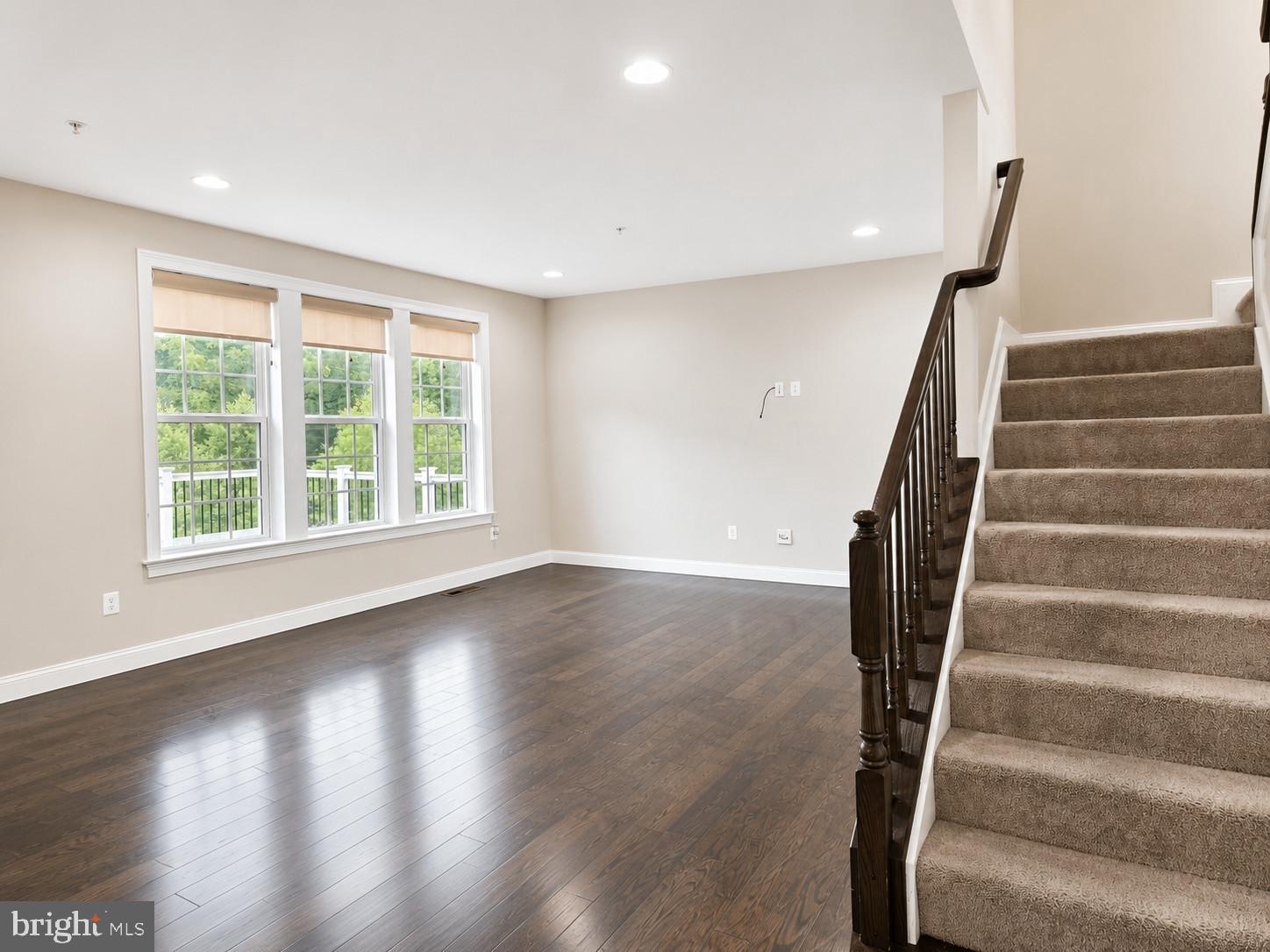 3348 BURTON DRIVE