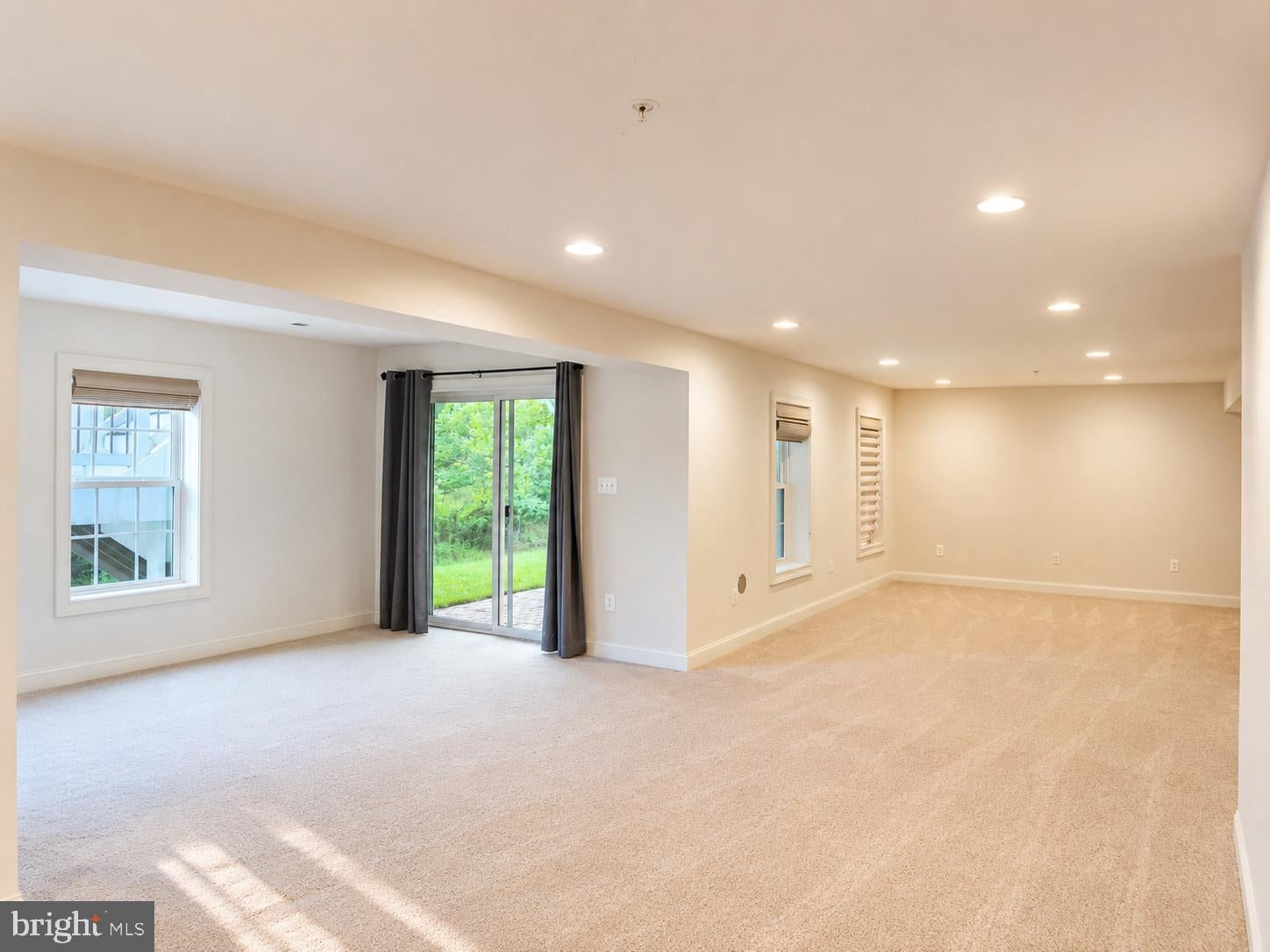 3348 BURTON DRIVE