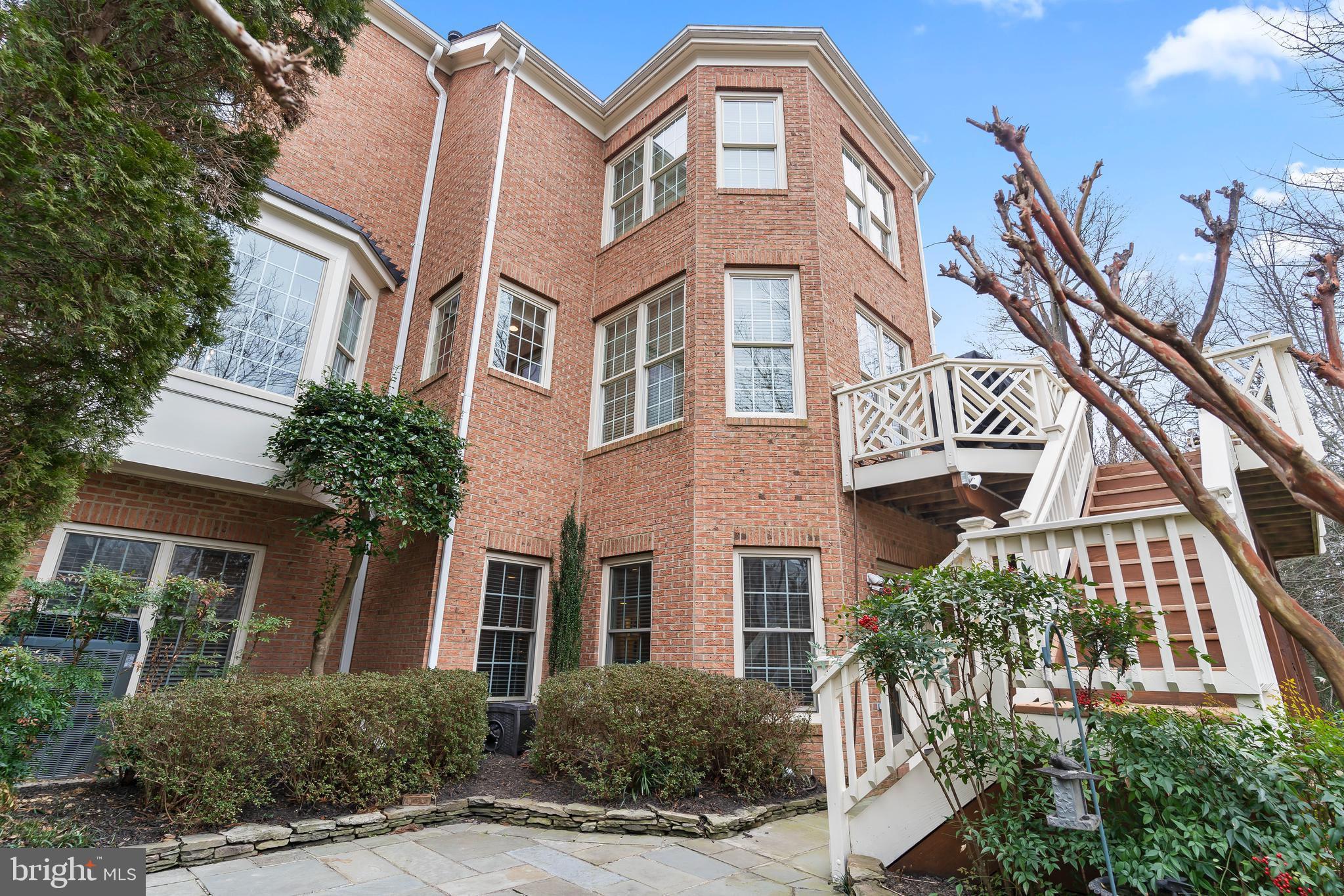 FARRCROFT - Residential